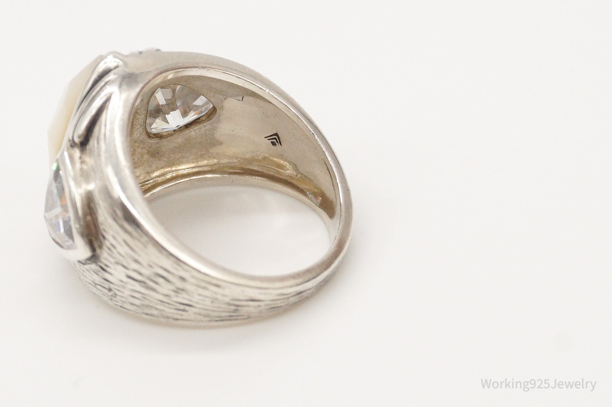 Designer Silpada Mother Of Pearl Cubic Zirconia Sterling Silver Ring Size 7.25