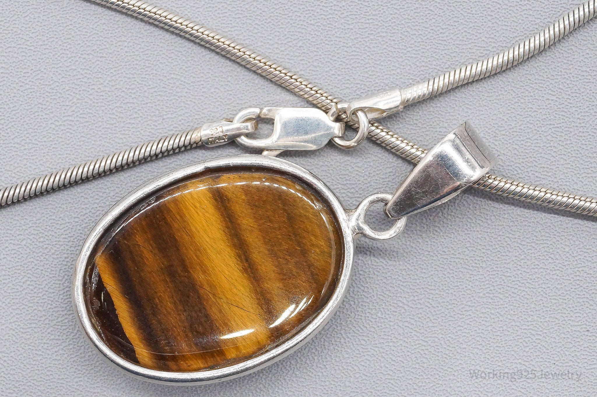 Vintage Large Tigers Eye Sterling Silver Necklace 16"
