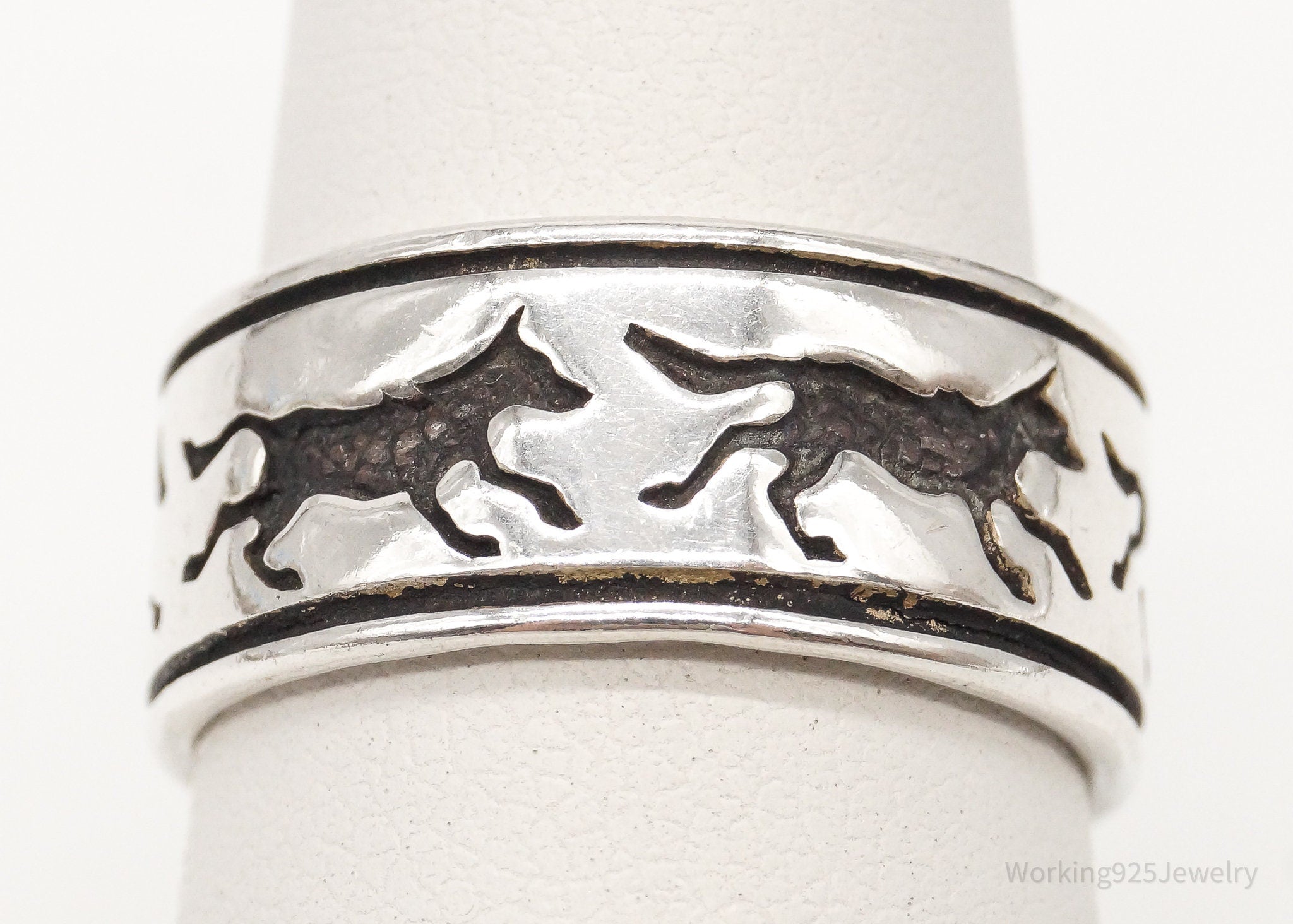 Vintage Native American Wolves Sterling Silver Ring - Size 6.5