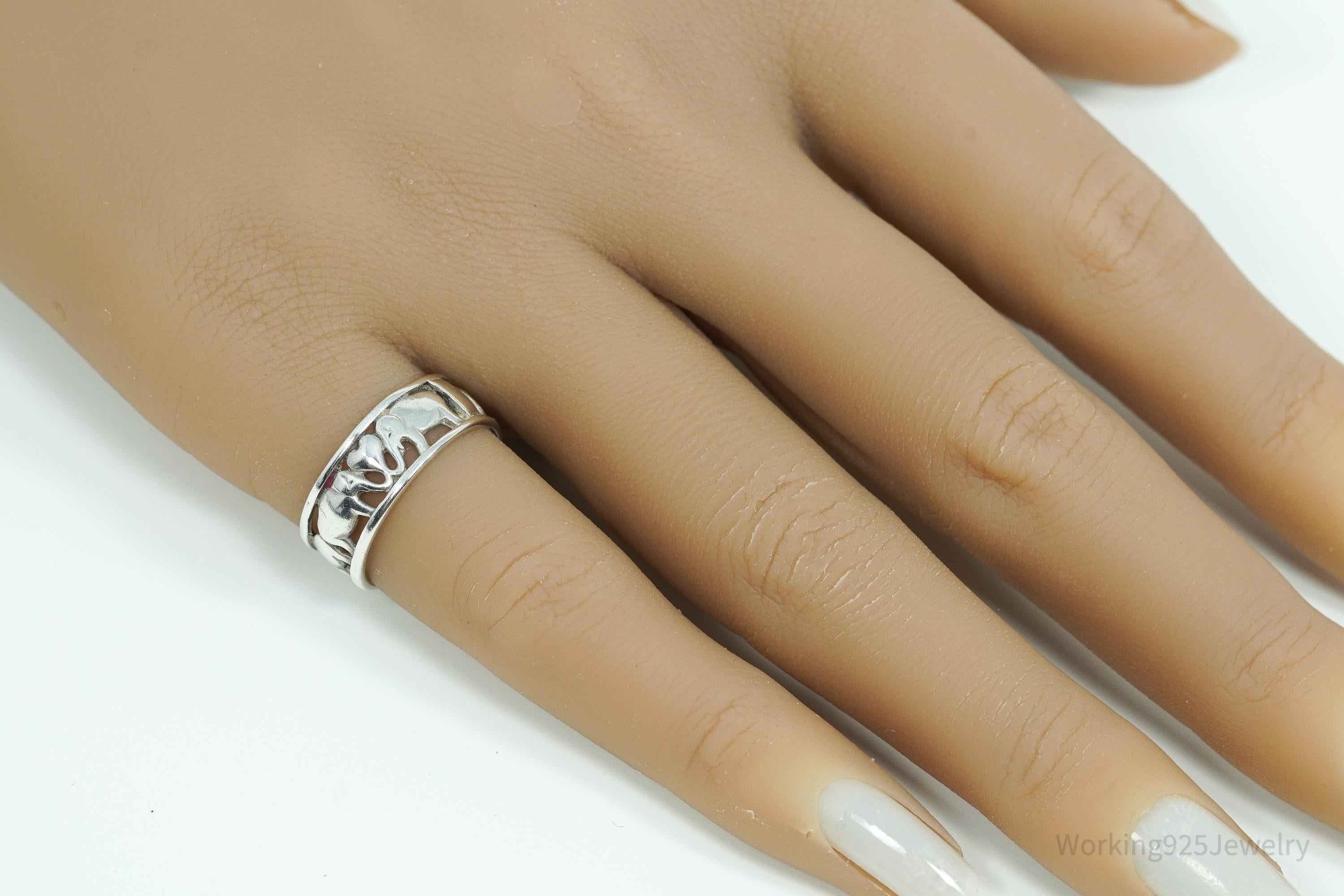 Vintage Elephants Sterling Silver Band Ring - Size 6.25