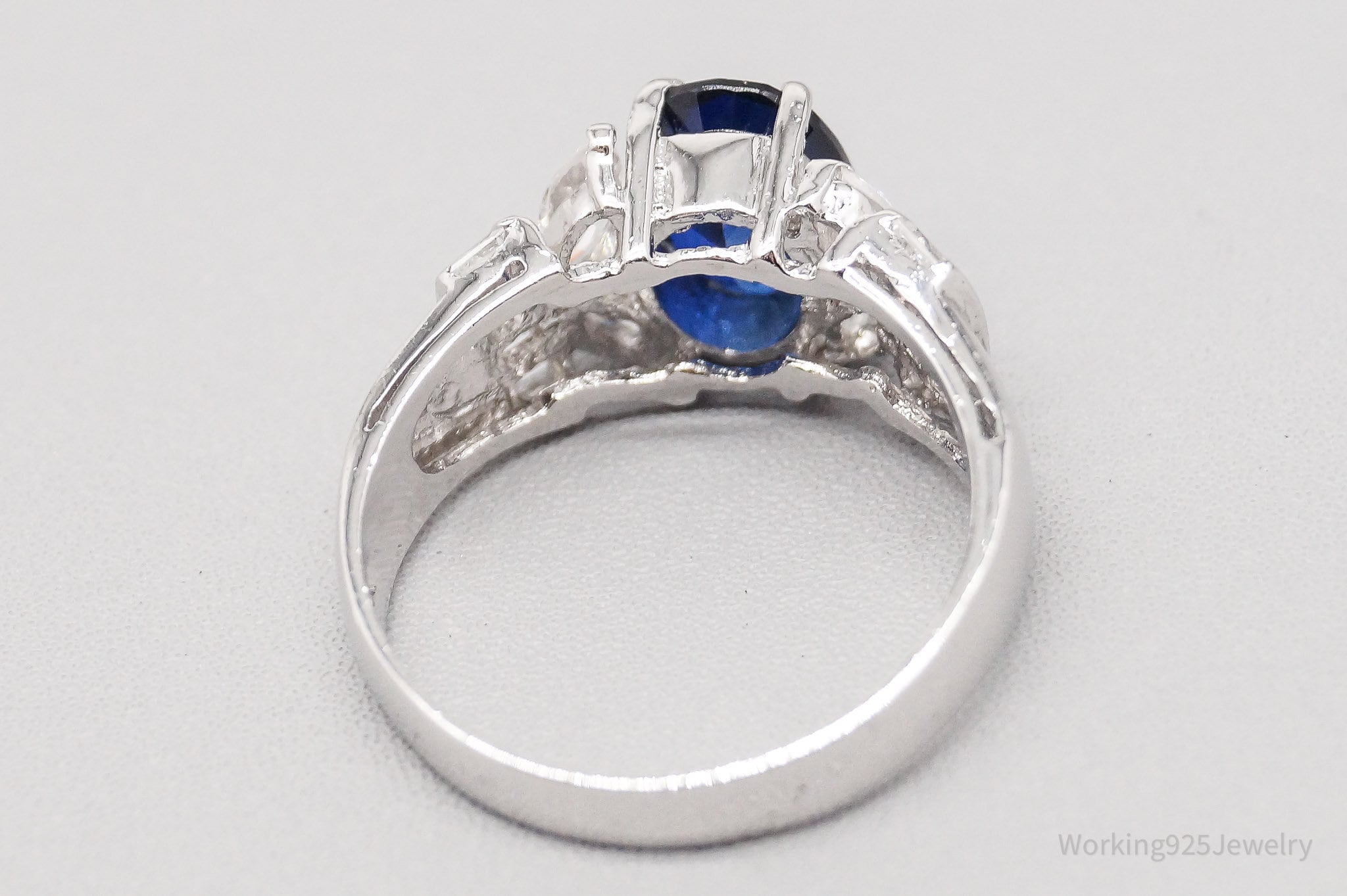 Vintage Lab Sapphire Cubic Zirconia 18Kt White Gold Ring Size 7.25