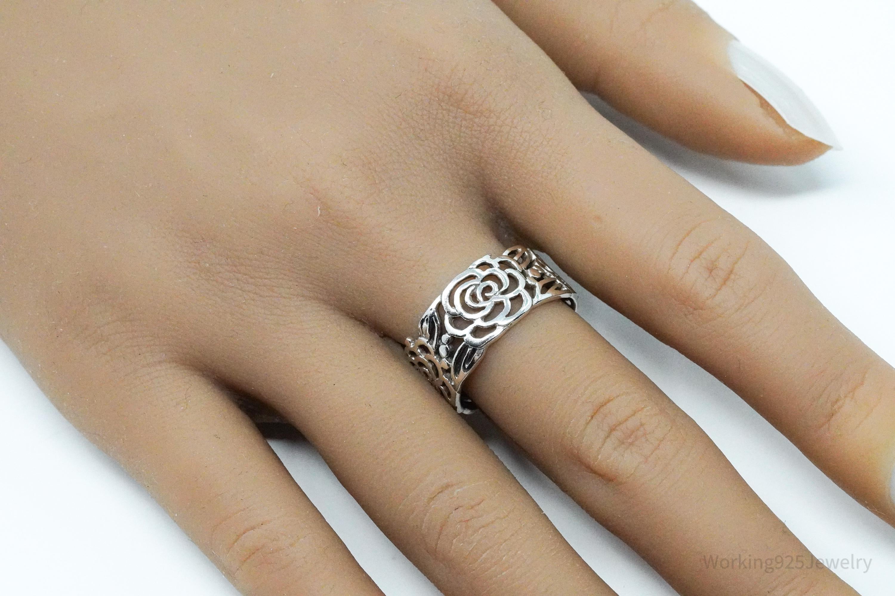 Vintage Roses Cut Out Sterling Silver Band Ring - Size 9.5