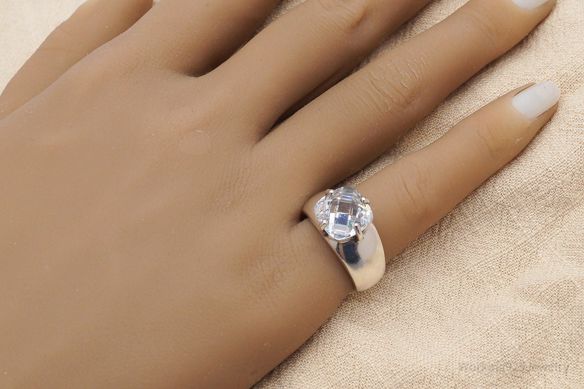 Vintage Cubic Zirconia Sterling Silver Ring - Size 6