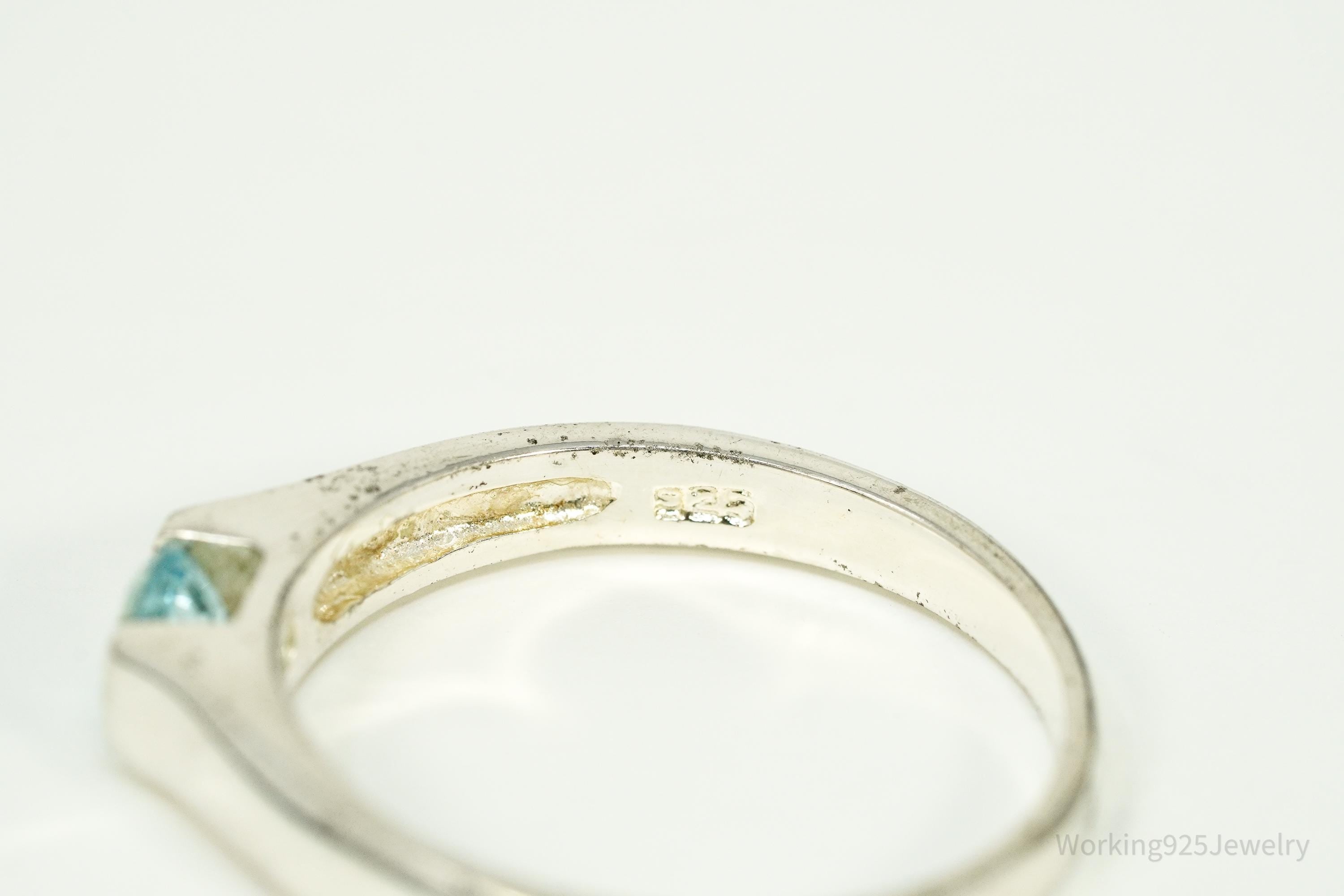 Vintage Blue Topaz Sterling Silver Ring - Size 7.25