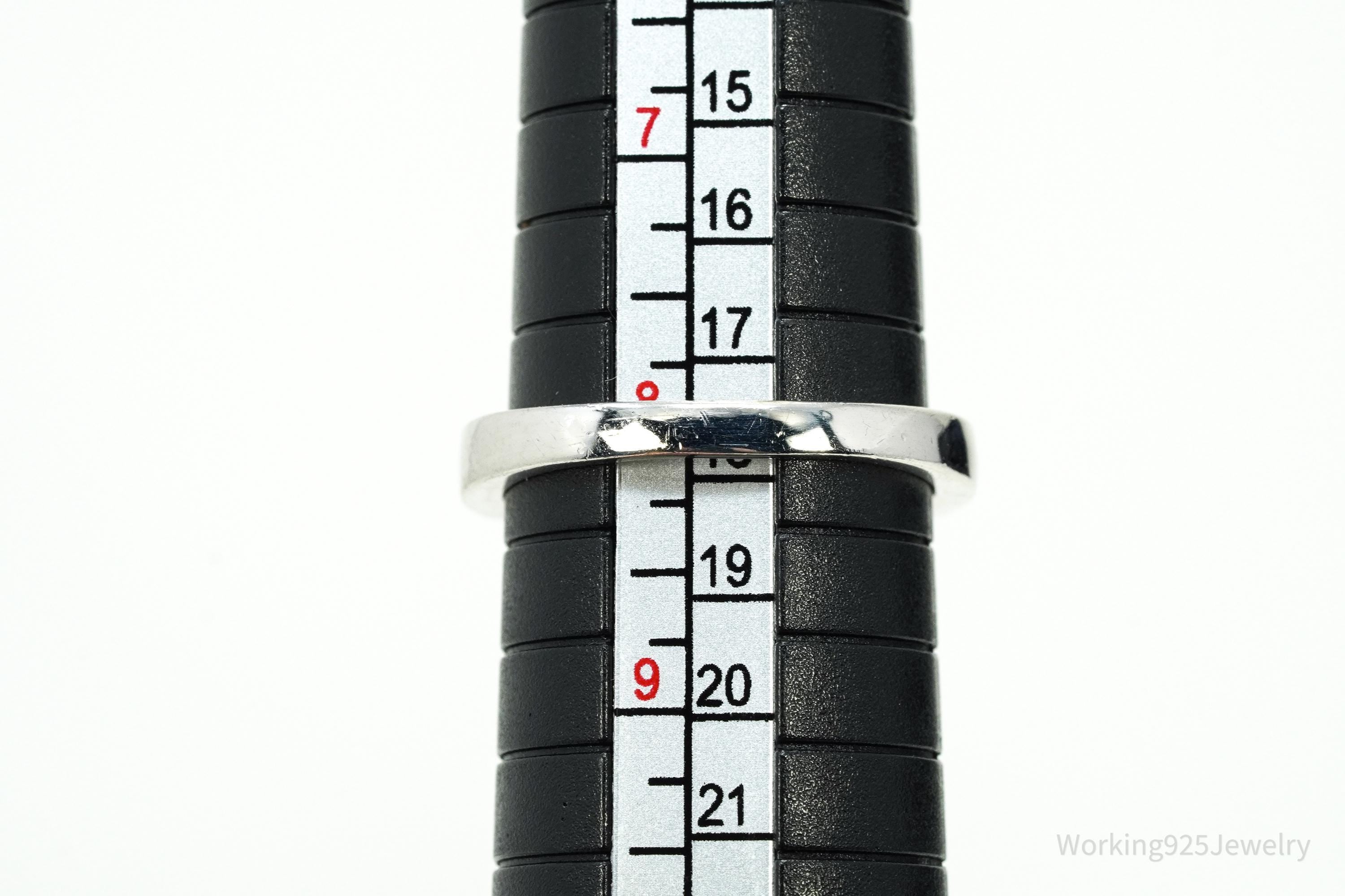 Vintage Cubic Zirconia Hearts Pattern Sterling Silver Ring - Size 8