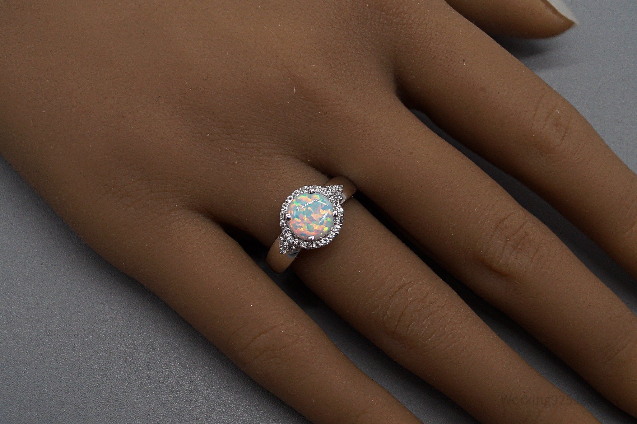 Vintage White Opal Cubic Zirconia Sterling Silver Ring - Size 7