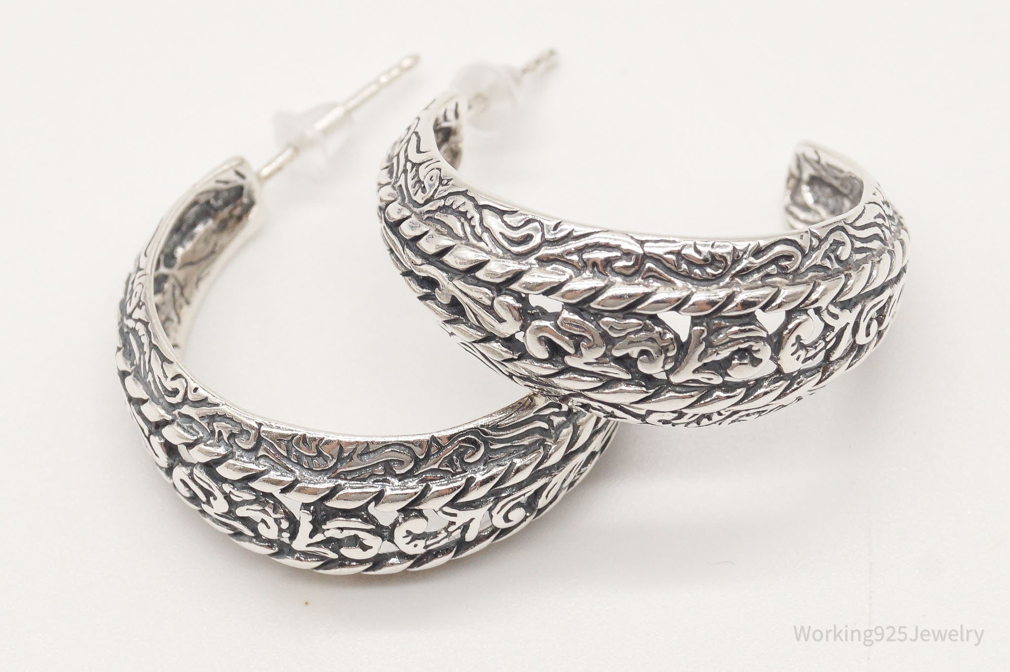 Western Designer Carolyn Pollack Sterling Silver Hoop Earrings