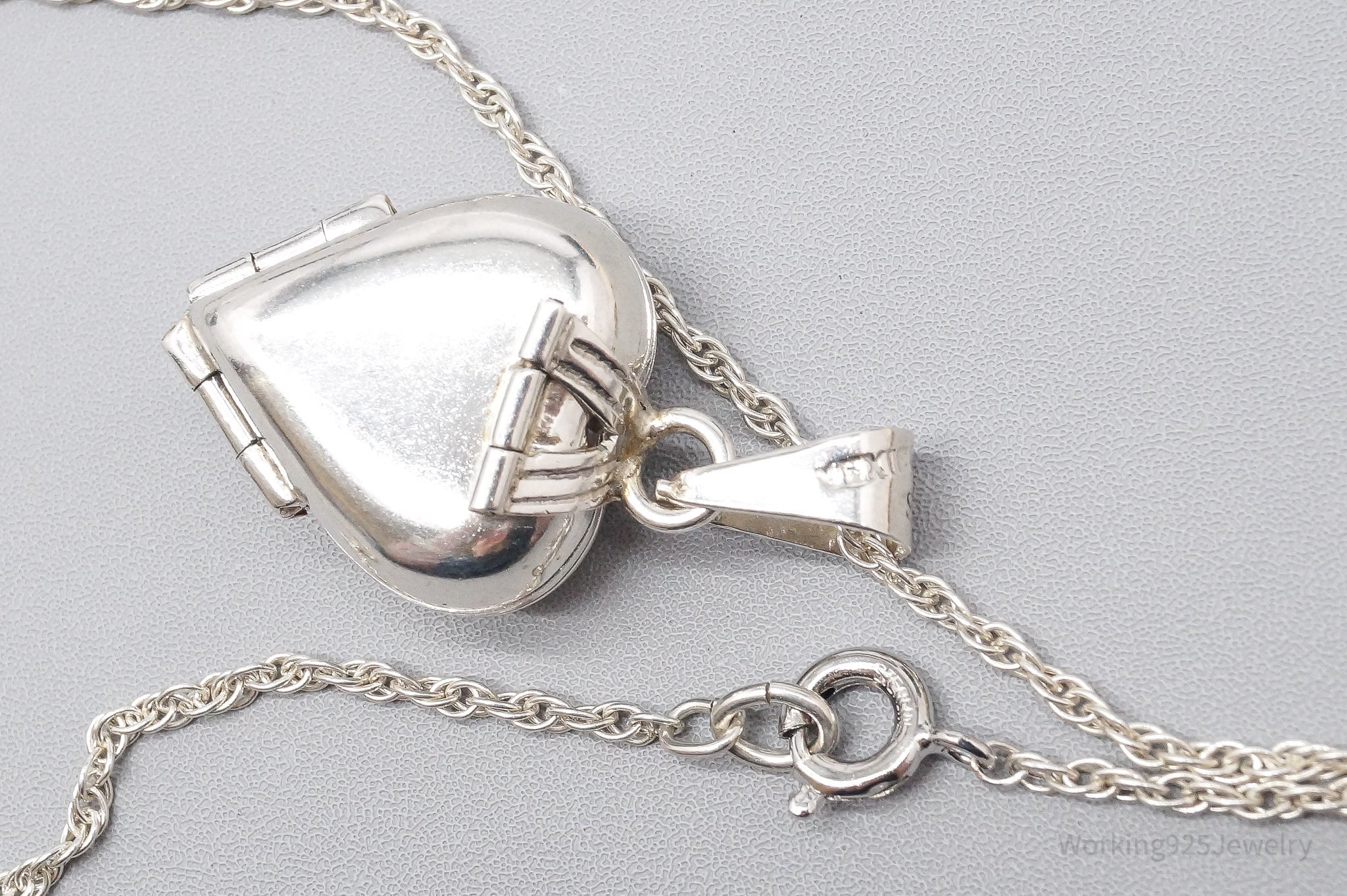 Vintage Large 4 Picture Heart Locket Sterling Silver Necklace 20"