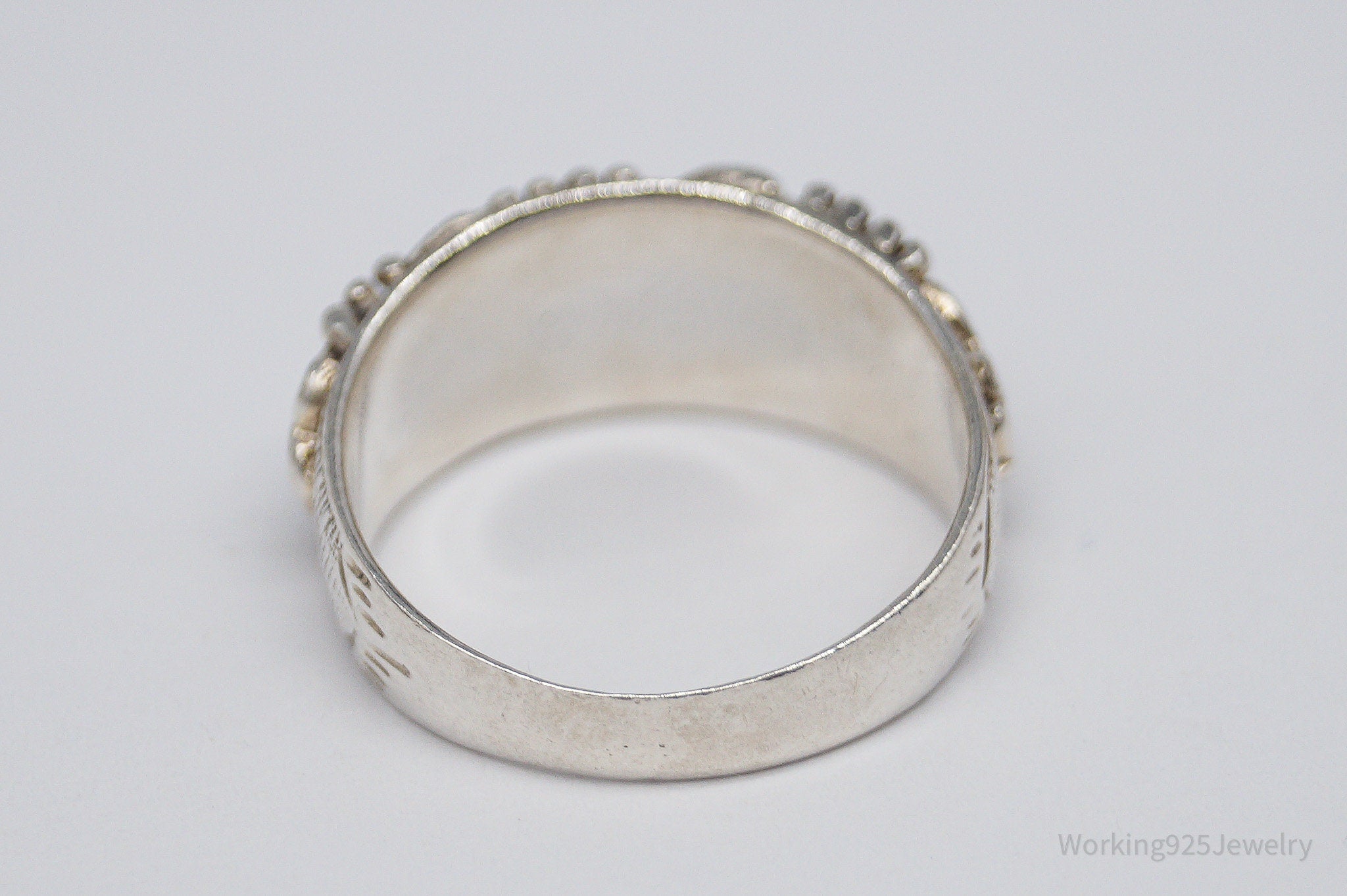 Vintage Grape Vine Leaves Sterling Silver Band Ring - Size 8