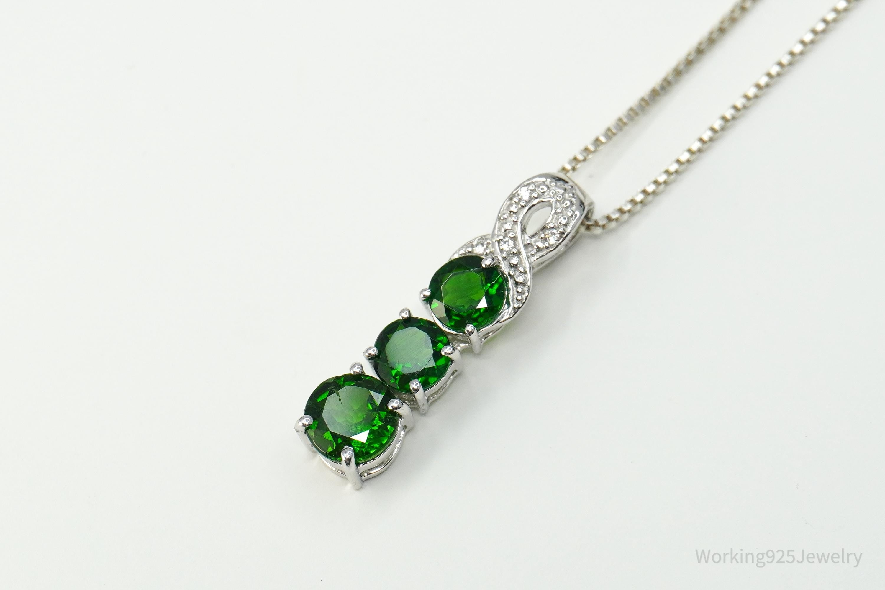 TGGC Green Chrome Diopside & White Topaz Sterling Silver Necklace 18"