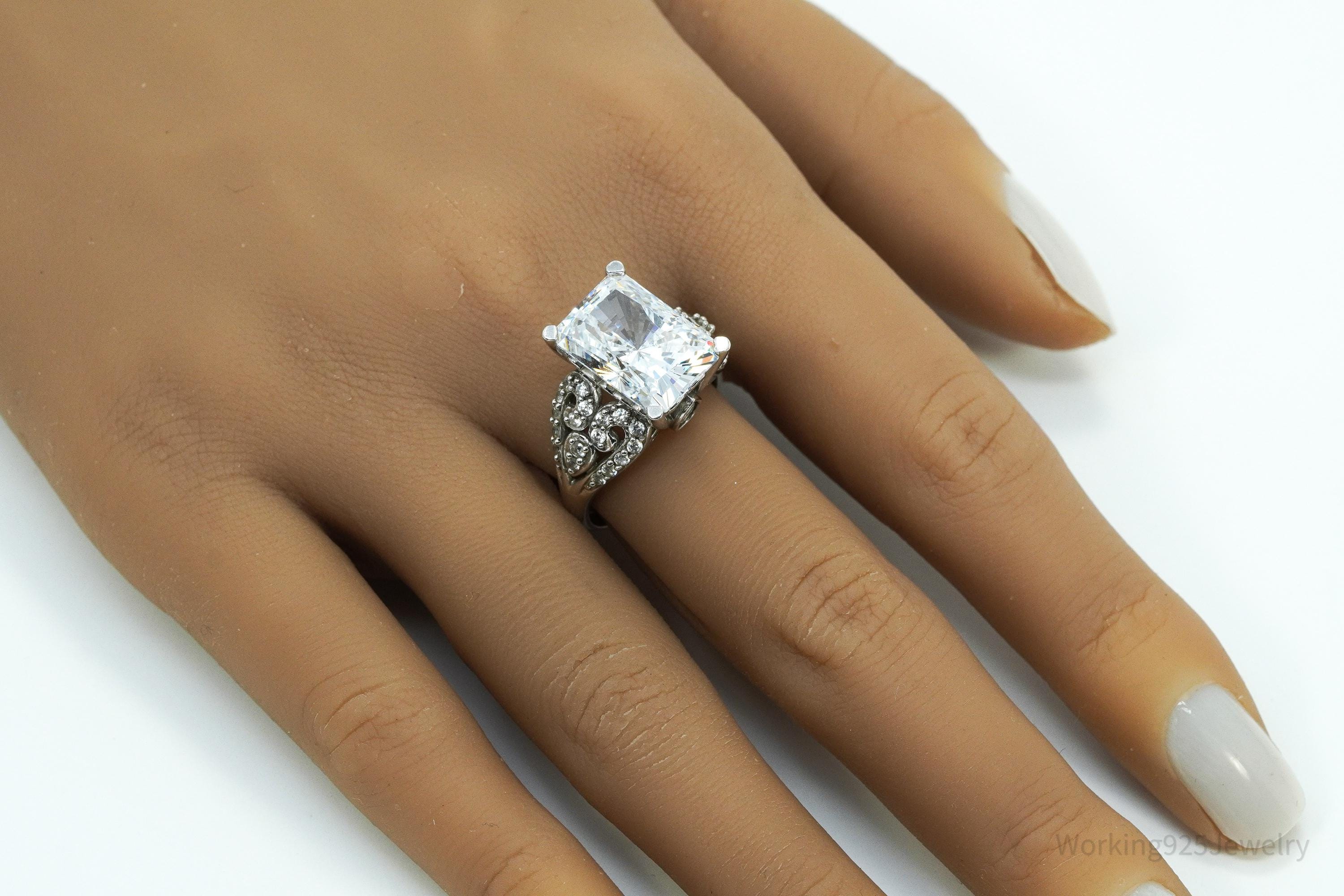 Vintage MEDA Large Cubic Zirconia Sterling Silver Ring Size 9