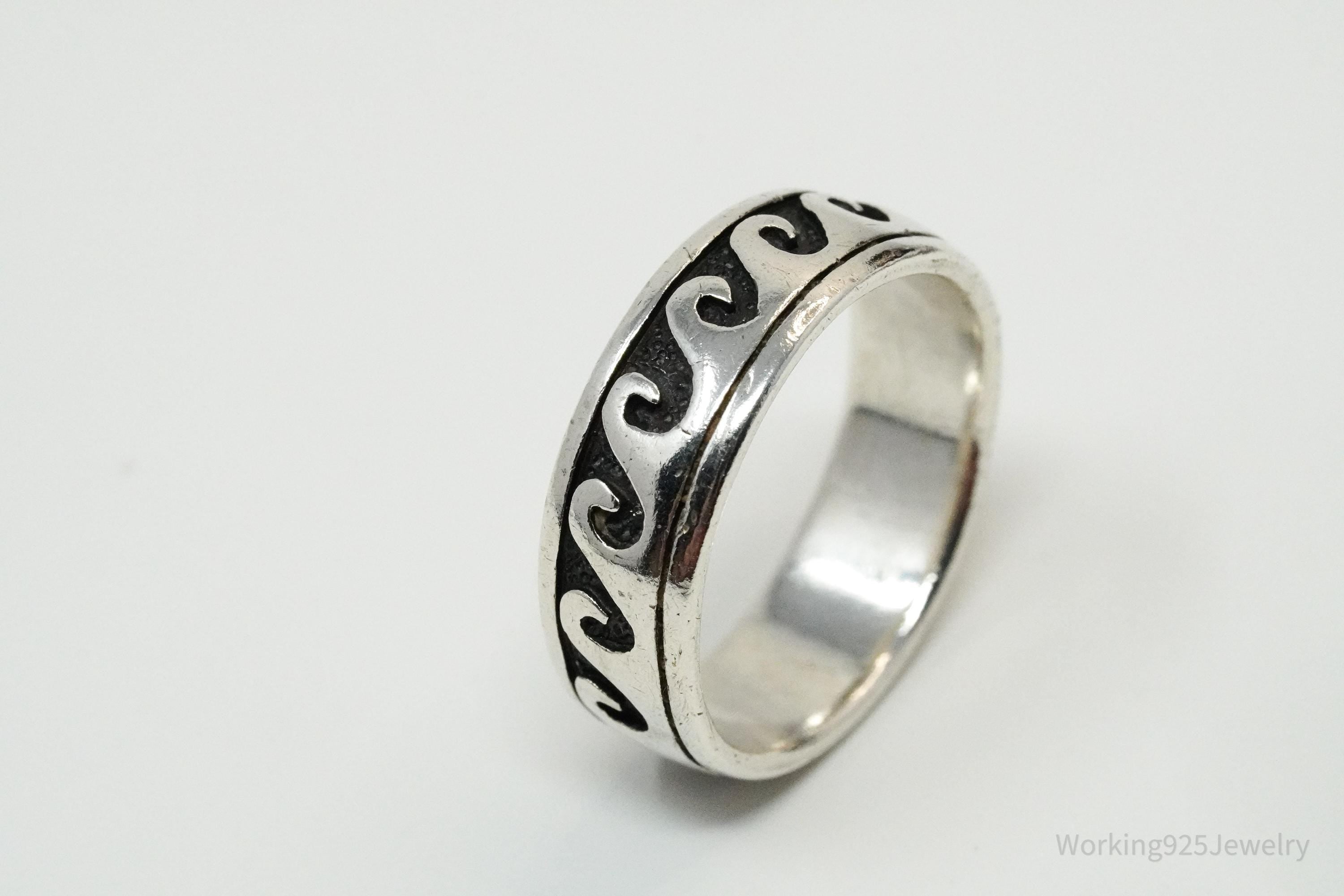 Vintage Waves Design Sterling Silver Band Ring - Size 9.25