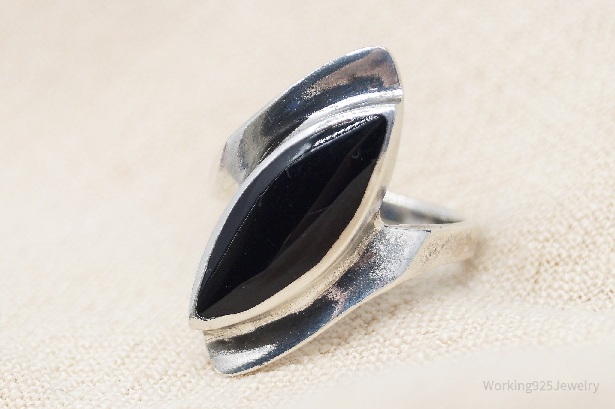 Vintage Black Onyx Sterling Silver Ring - Size 7.5