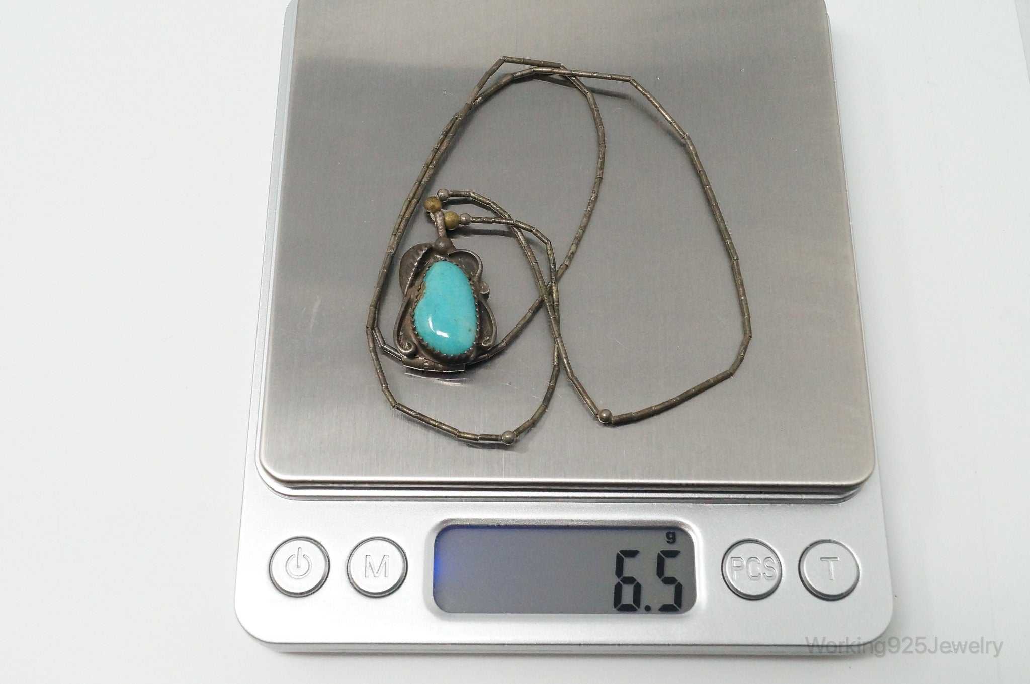 Vintage Native American Unsigned Turquoise Sterling Silver Necklace