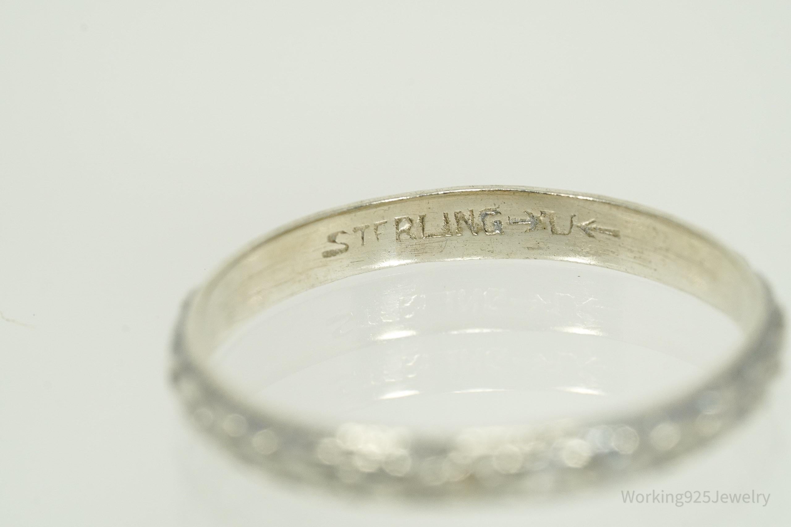 Antique Uncas MFG Co Flowers Pattern Sterling Silver Band Ring - Size 6.25