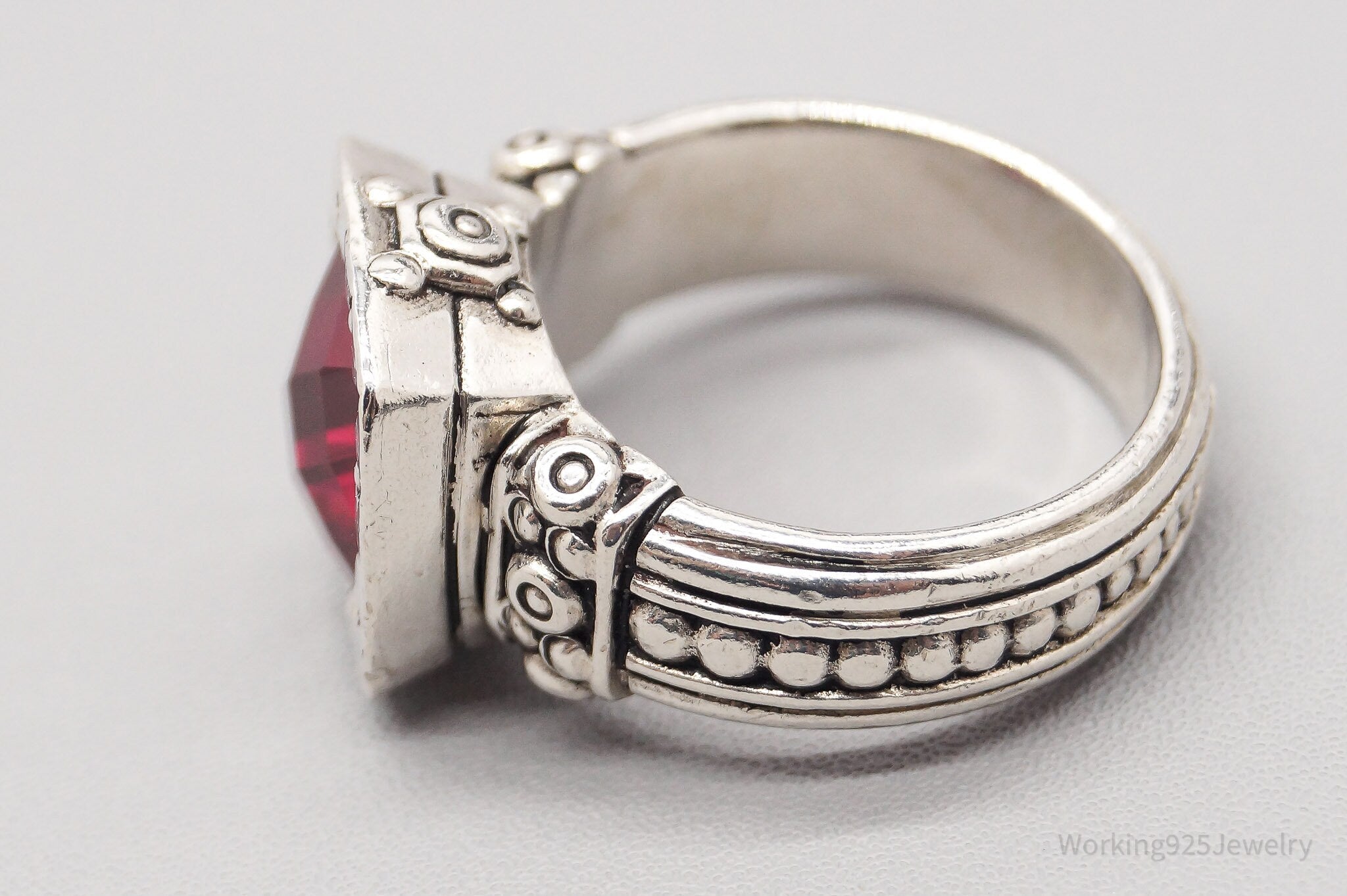 Vintage D & R Lab Ruby Sterling Silver Ring - Size 7