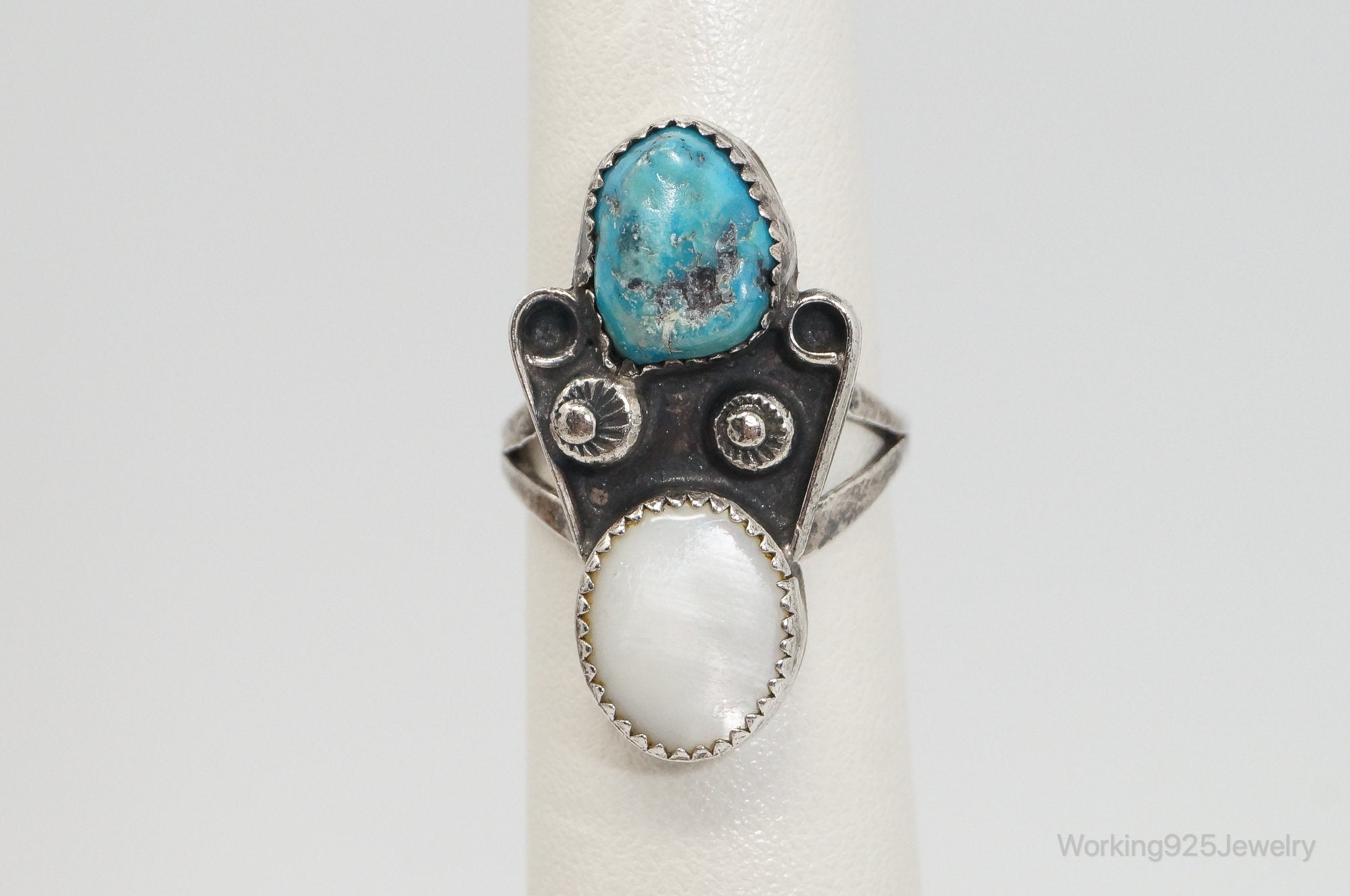 Vintage Native American Multi Gem Unsigned Sterling Silver Ring - SZ 6.5