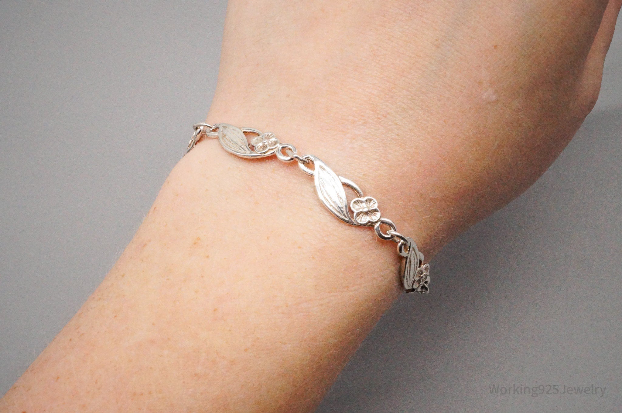 Vintage Polish Flowers Sterling Silver Bracelet