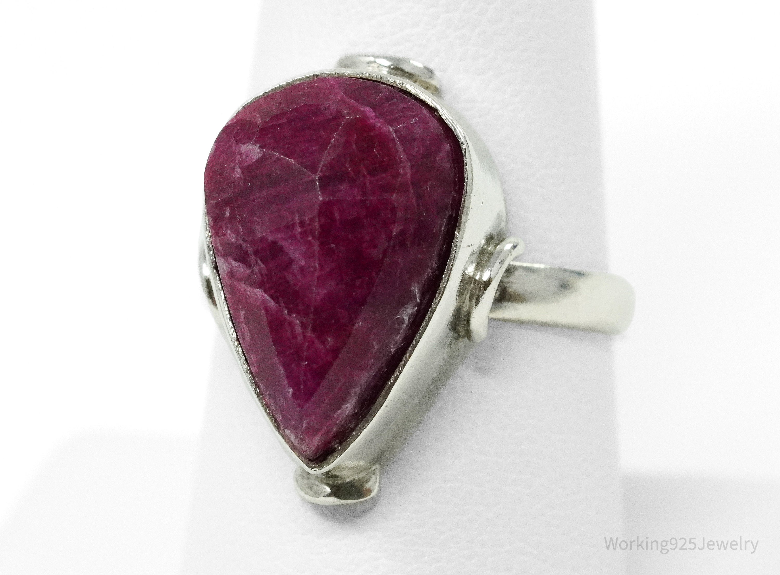 Vintage Natural Ruby Sterling Silver Ring - Size 8.25