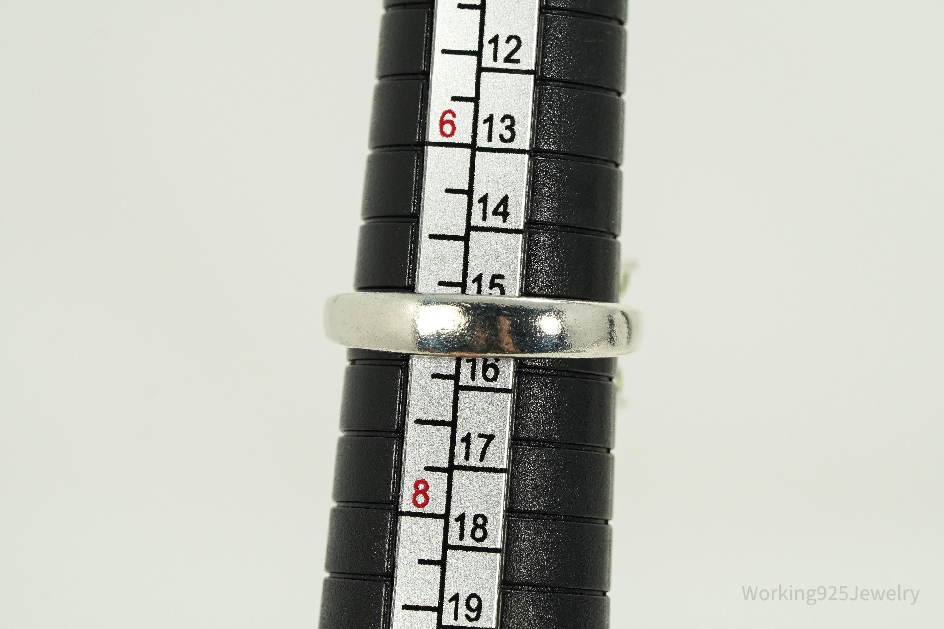 Vintage Green Peridot Sterling Silver Ring - Size 7