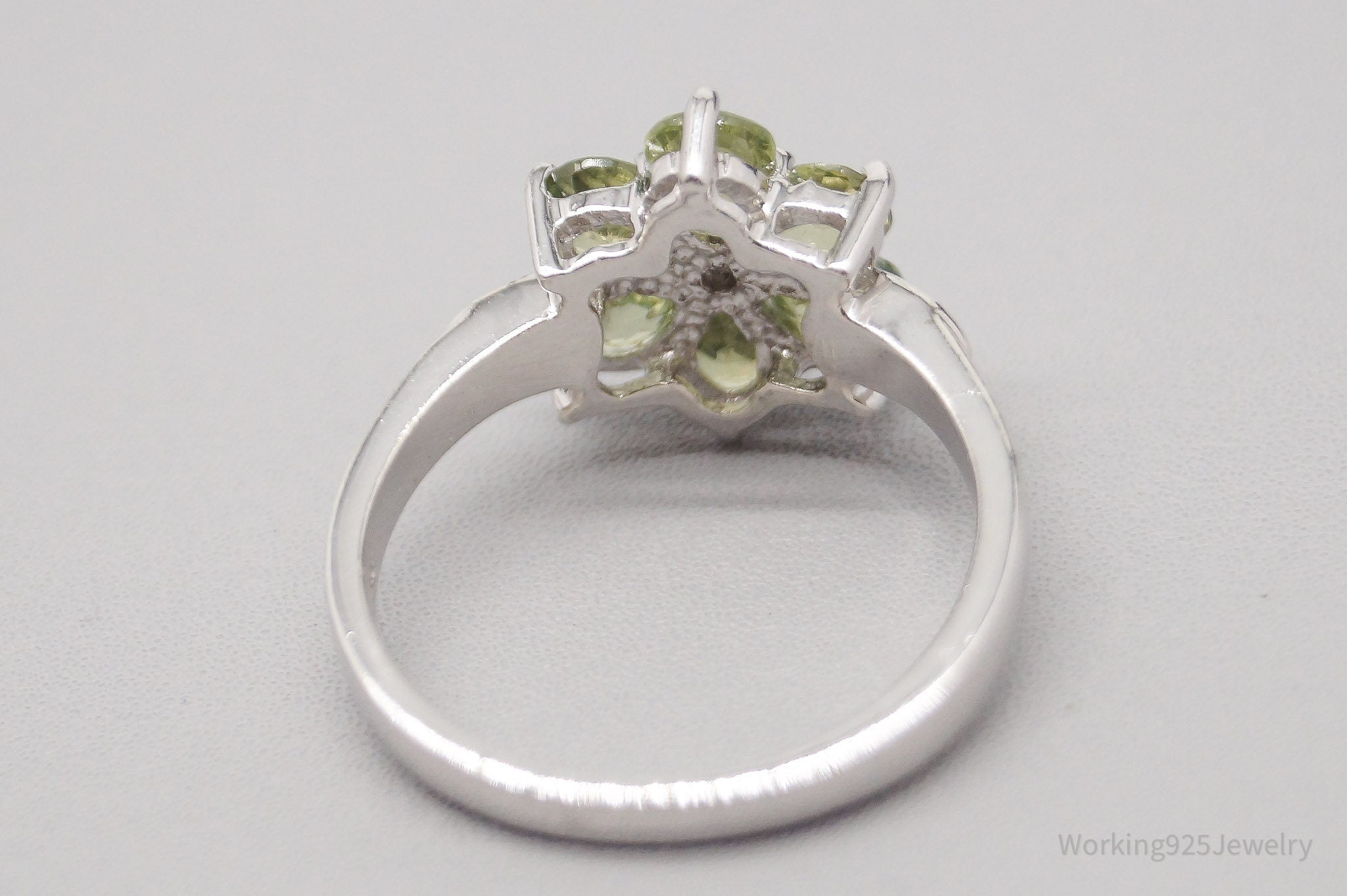 JTV TGGC Green Stone White Topaz Sterling Silver Flower Ring - Size 8