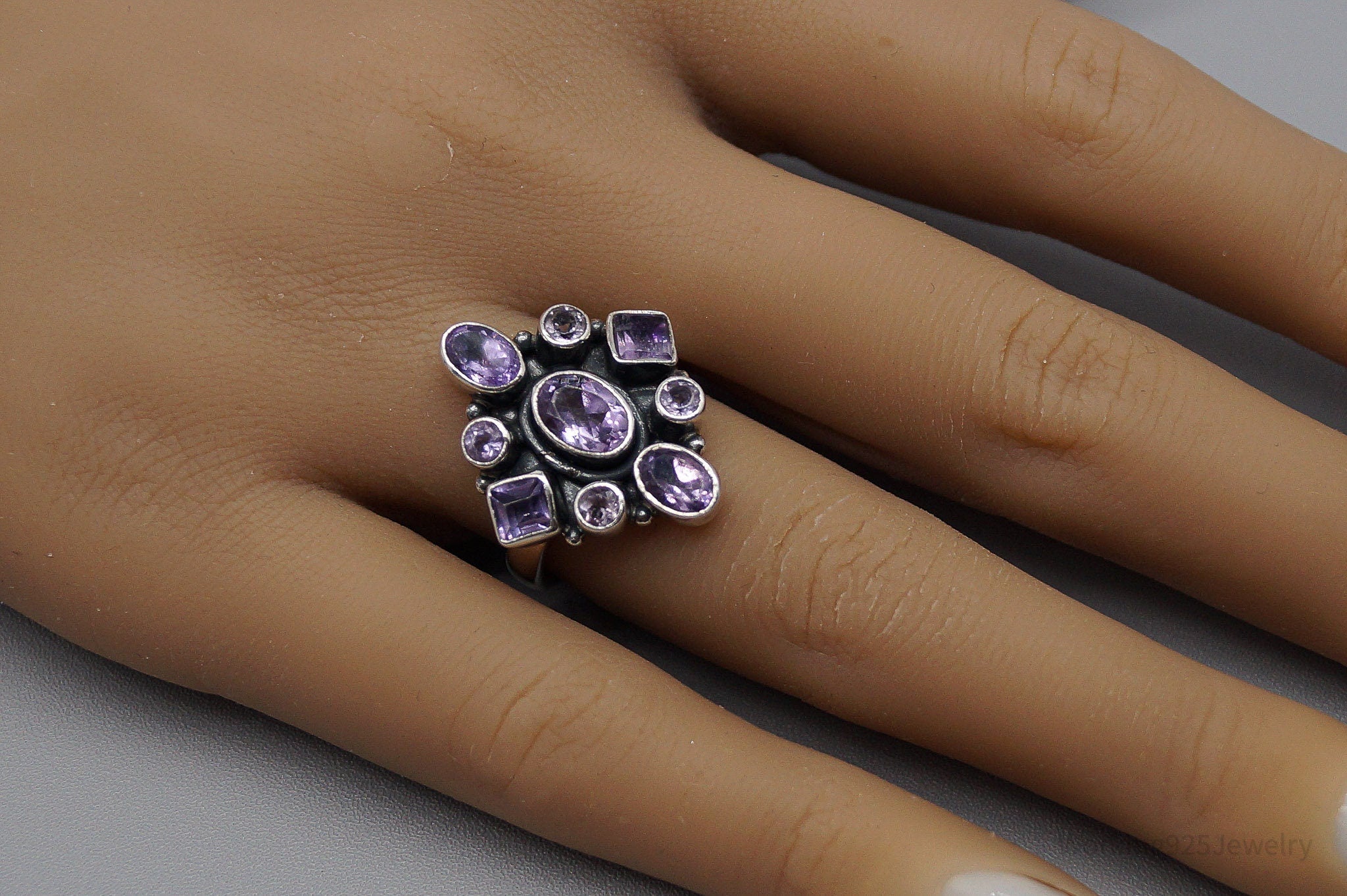 Vintage Amethyst Sterling Silver Ring - Size 6.75