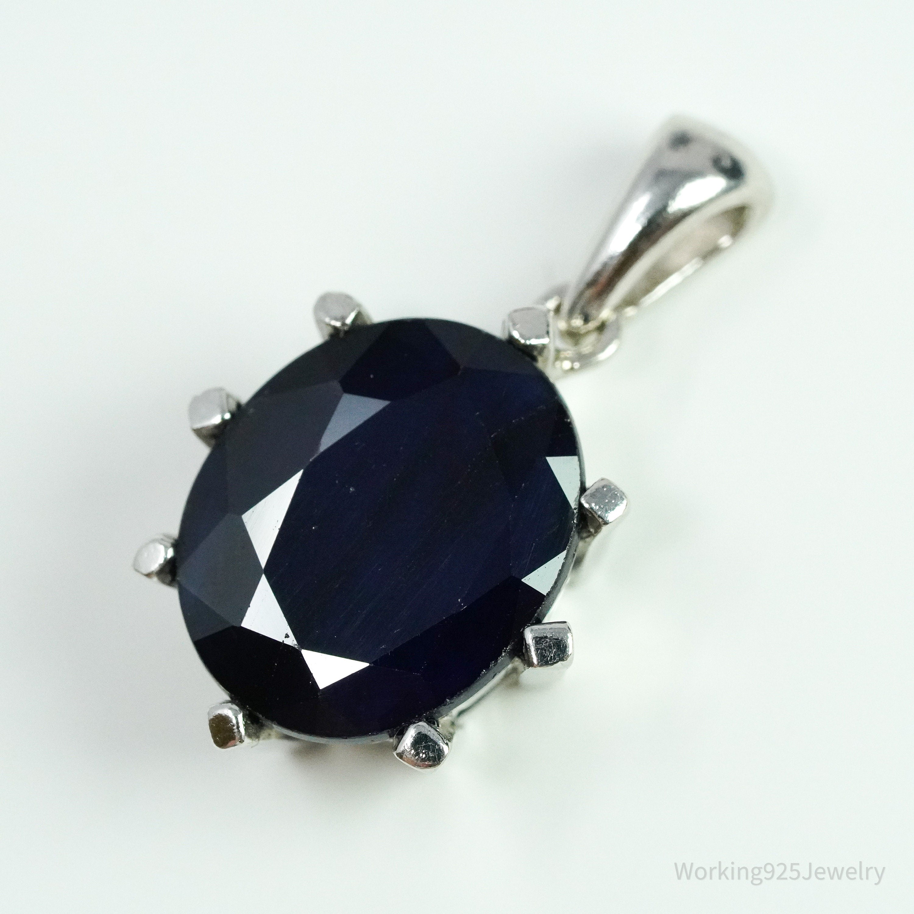 TGGC Blue Sapphire Sterling Silver Necklace Pendant