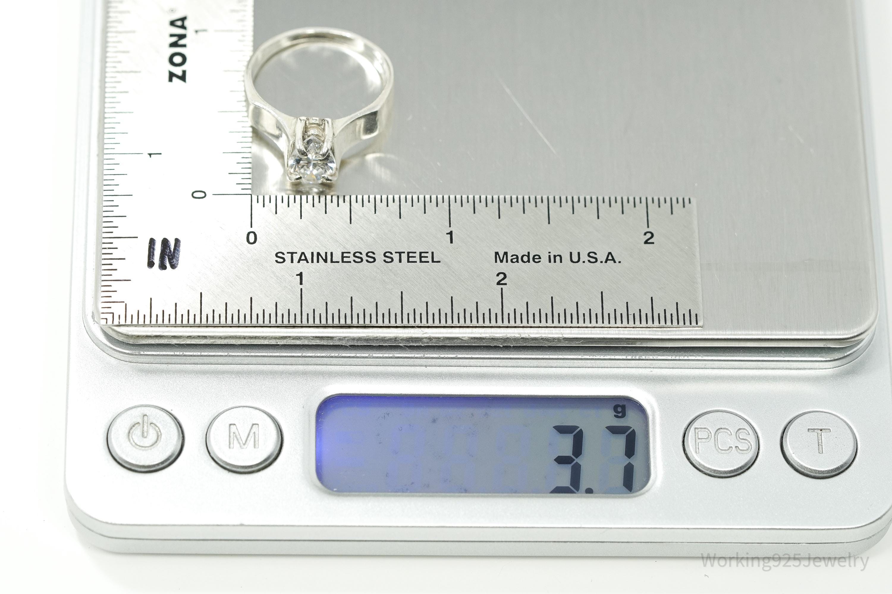 Vintage Cubic Zirconia Sterling Silver Ring - Size 7