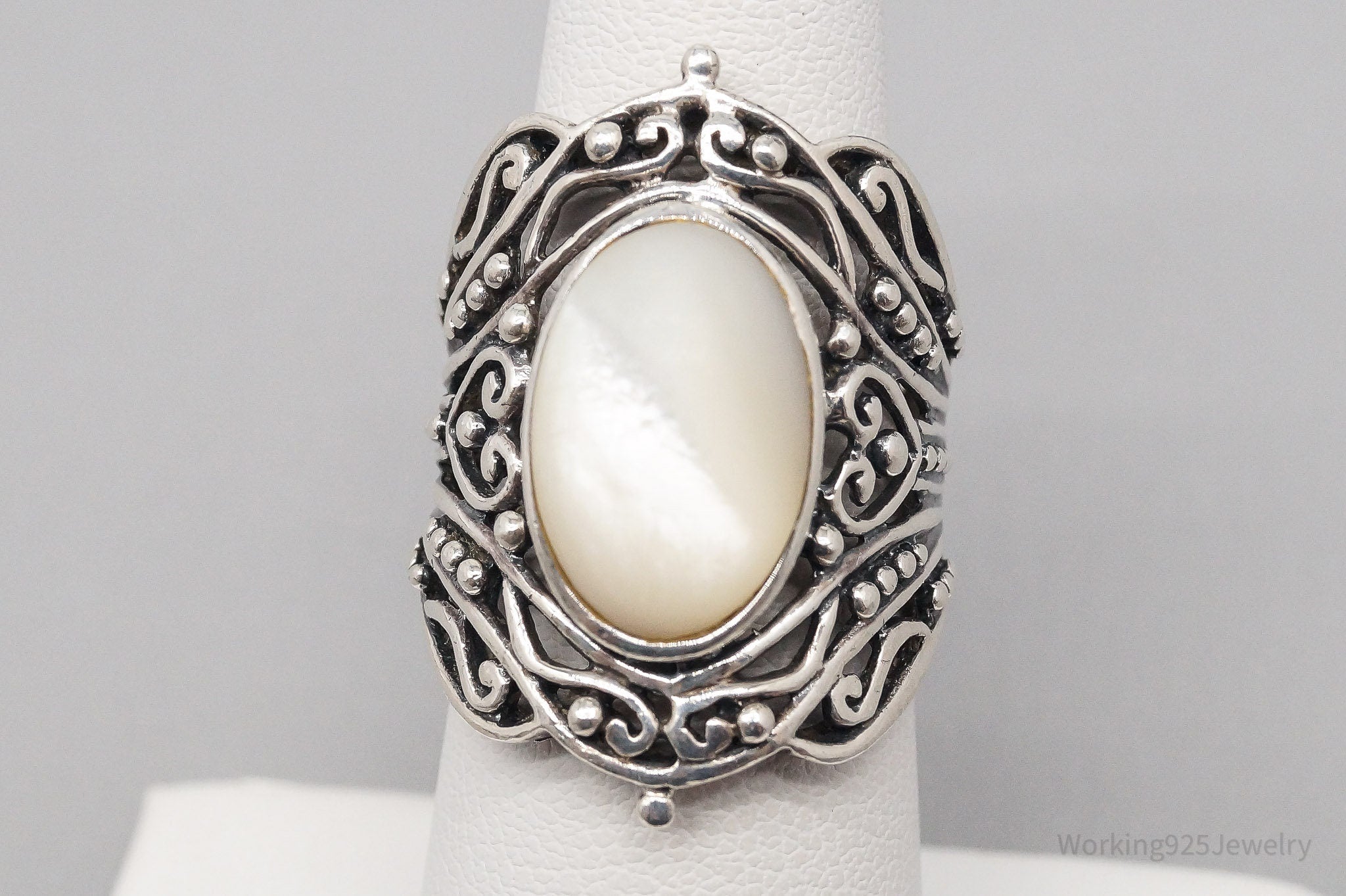 Vintage Designer CFJ Mother Of Pearl Sterling Silver Ring Size 6