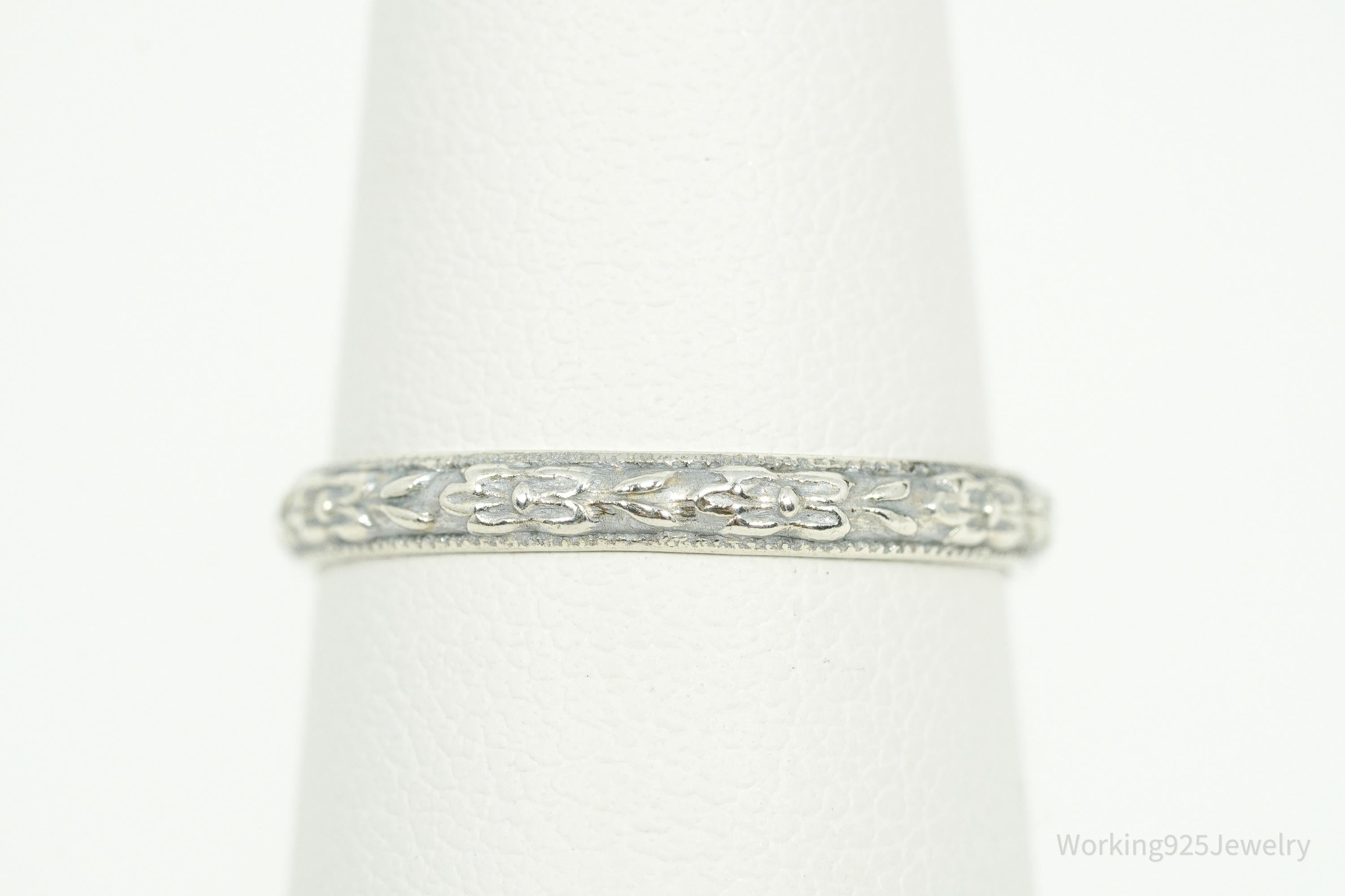 Antique Uncas MFG Co Flowers Pattern Sterling Silver Band Ring - Size 6.25