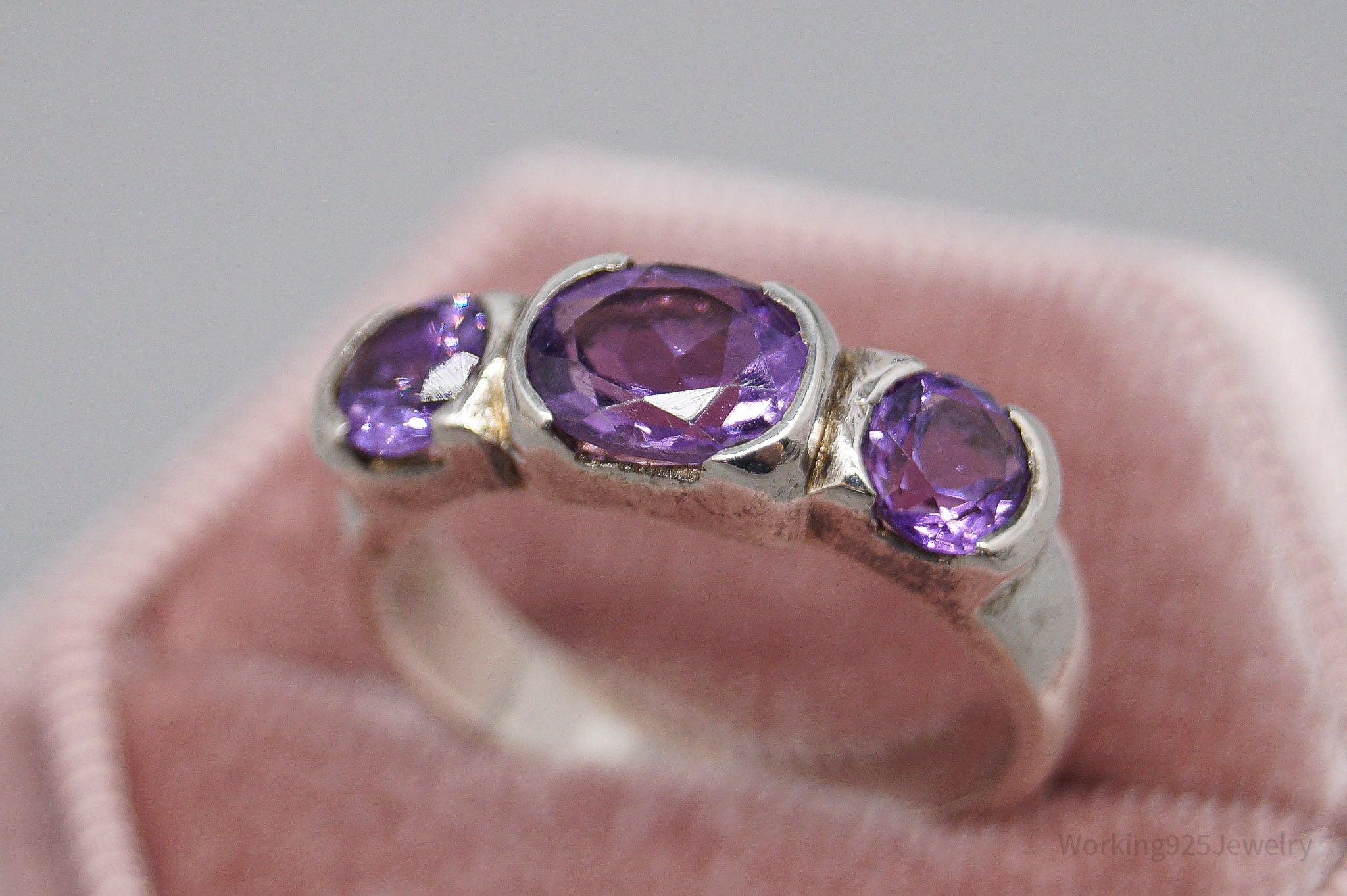 Vintage Amethyst Sterling Silver Ring - Size 7.5