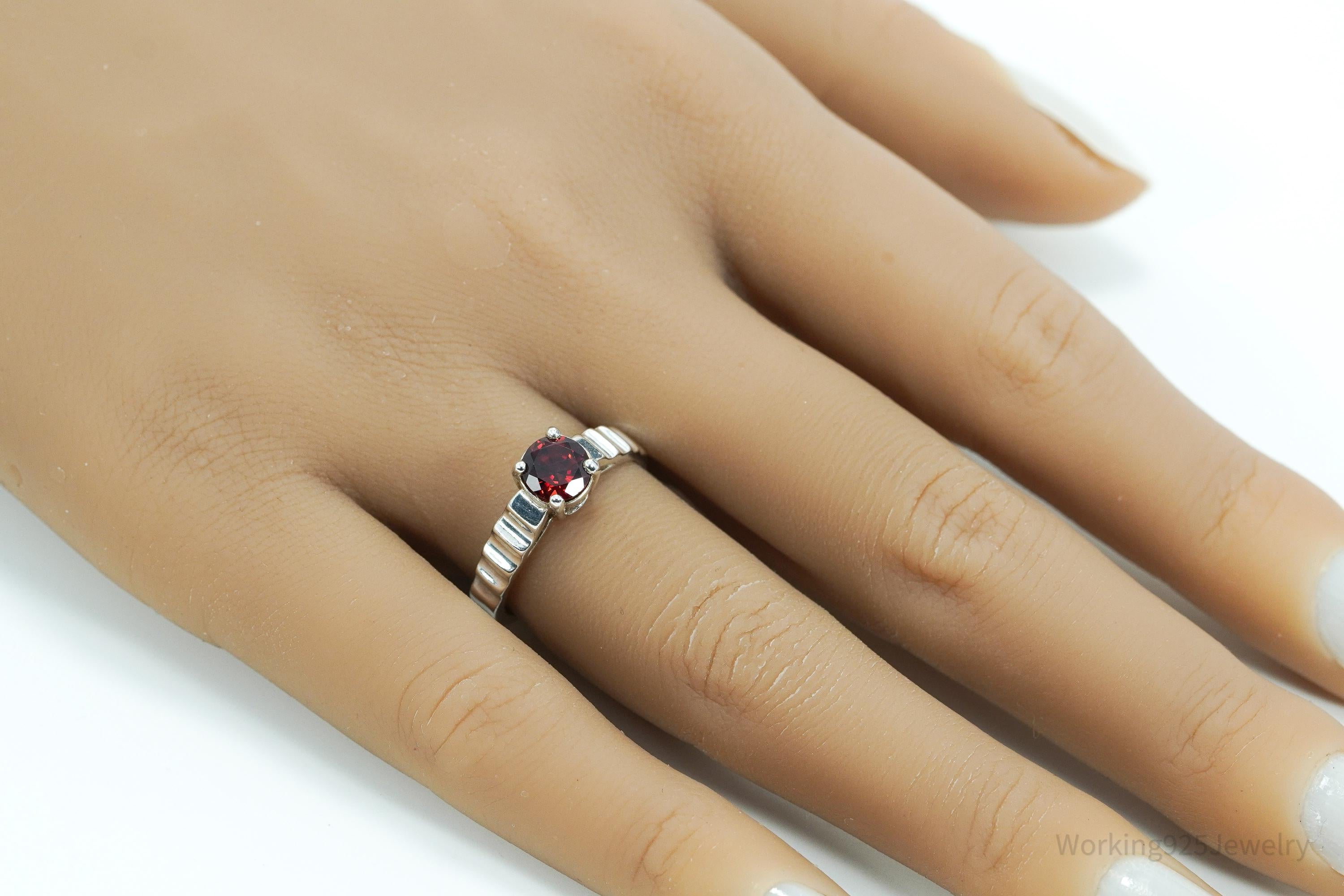 Vintage Garnet Sterling Silver Ring - Size 7.25
