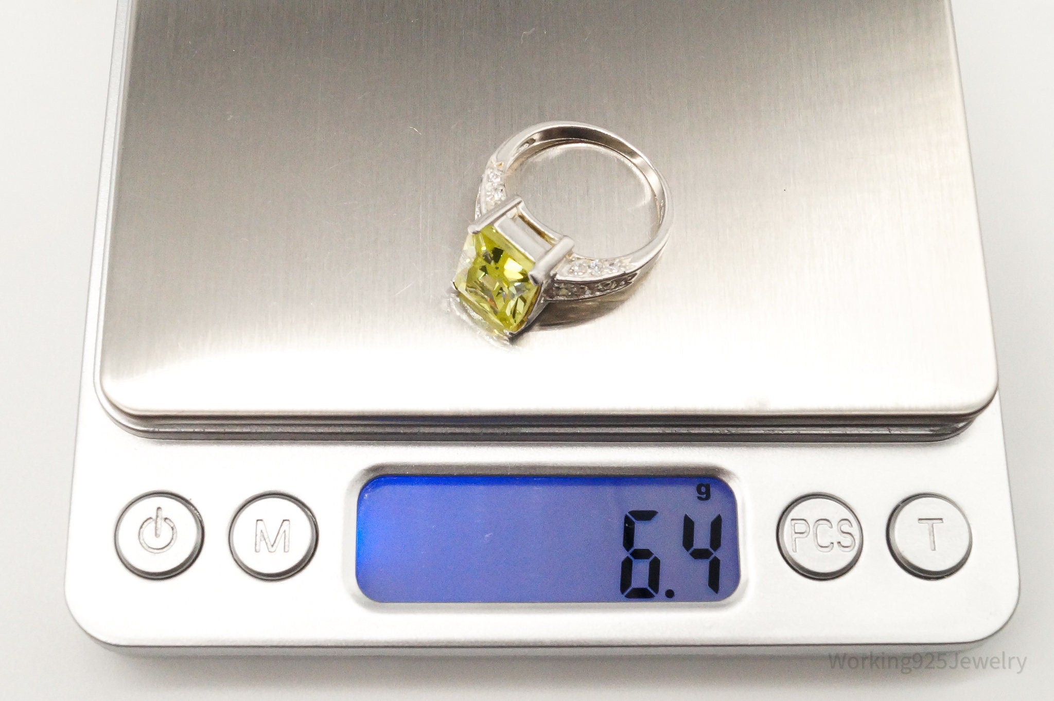 Vintage Peridot Cubic Zirconia Sterling Silver Ring - Size 8