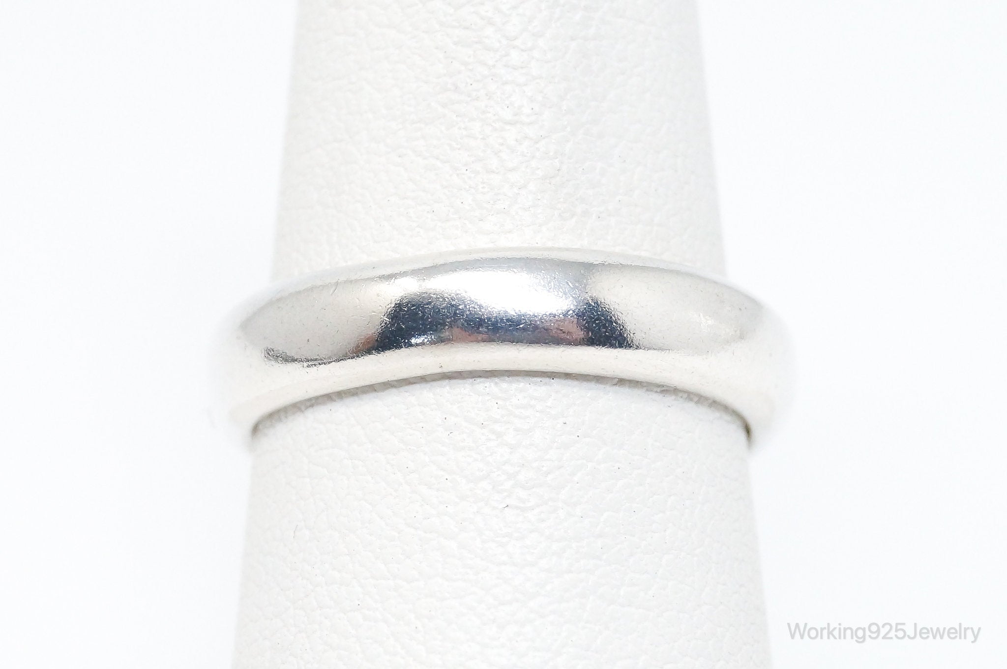 Vintage Sleek Modern Sterling Silver Band Ring - Size 7.75