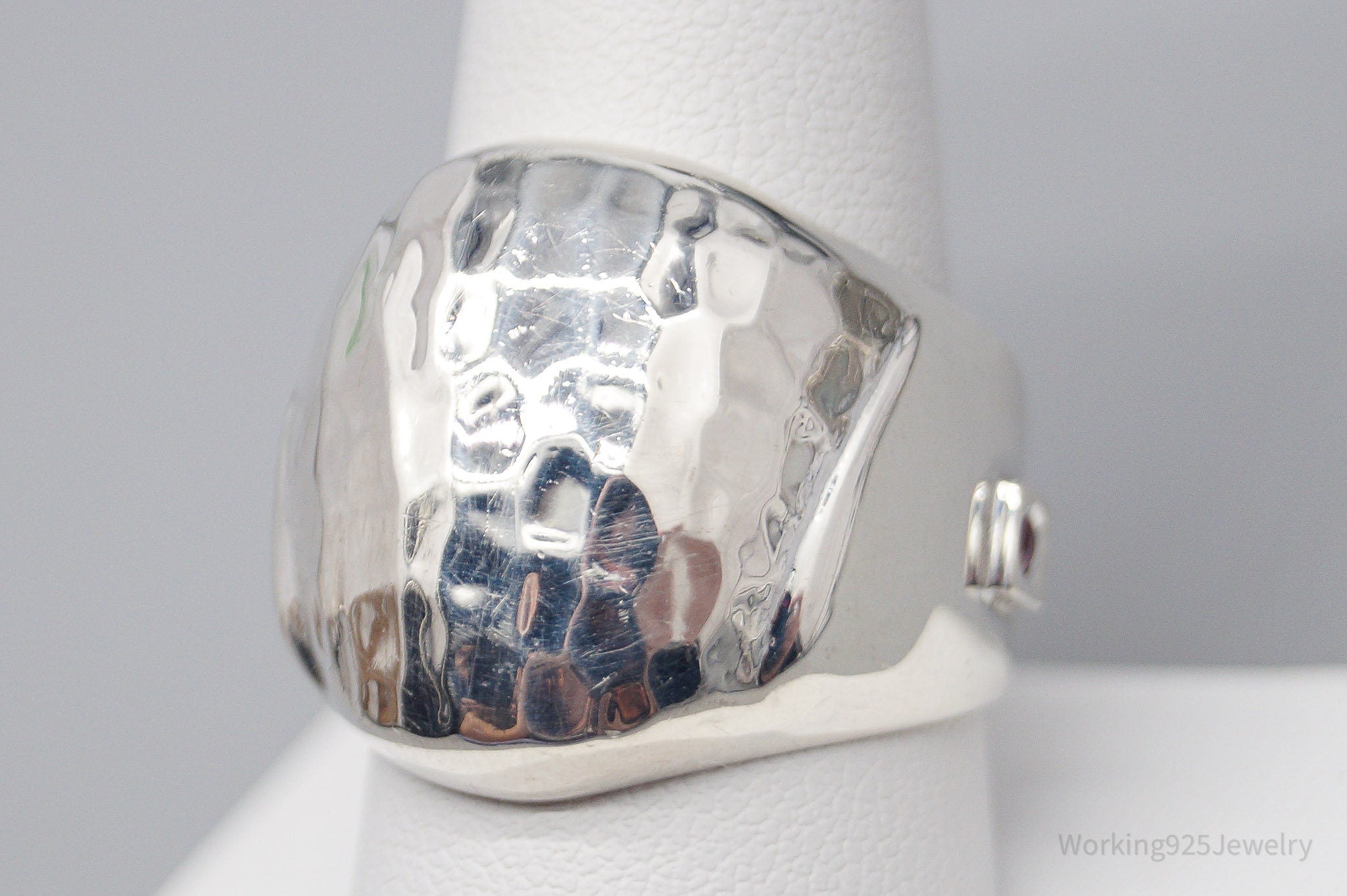 Vintage Designer Elle Sterling Silver & Ruby Band Ring - Size 10