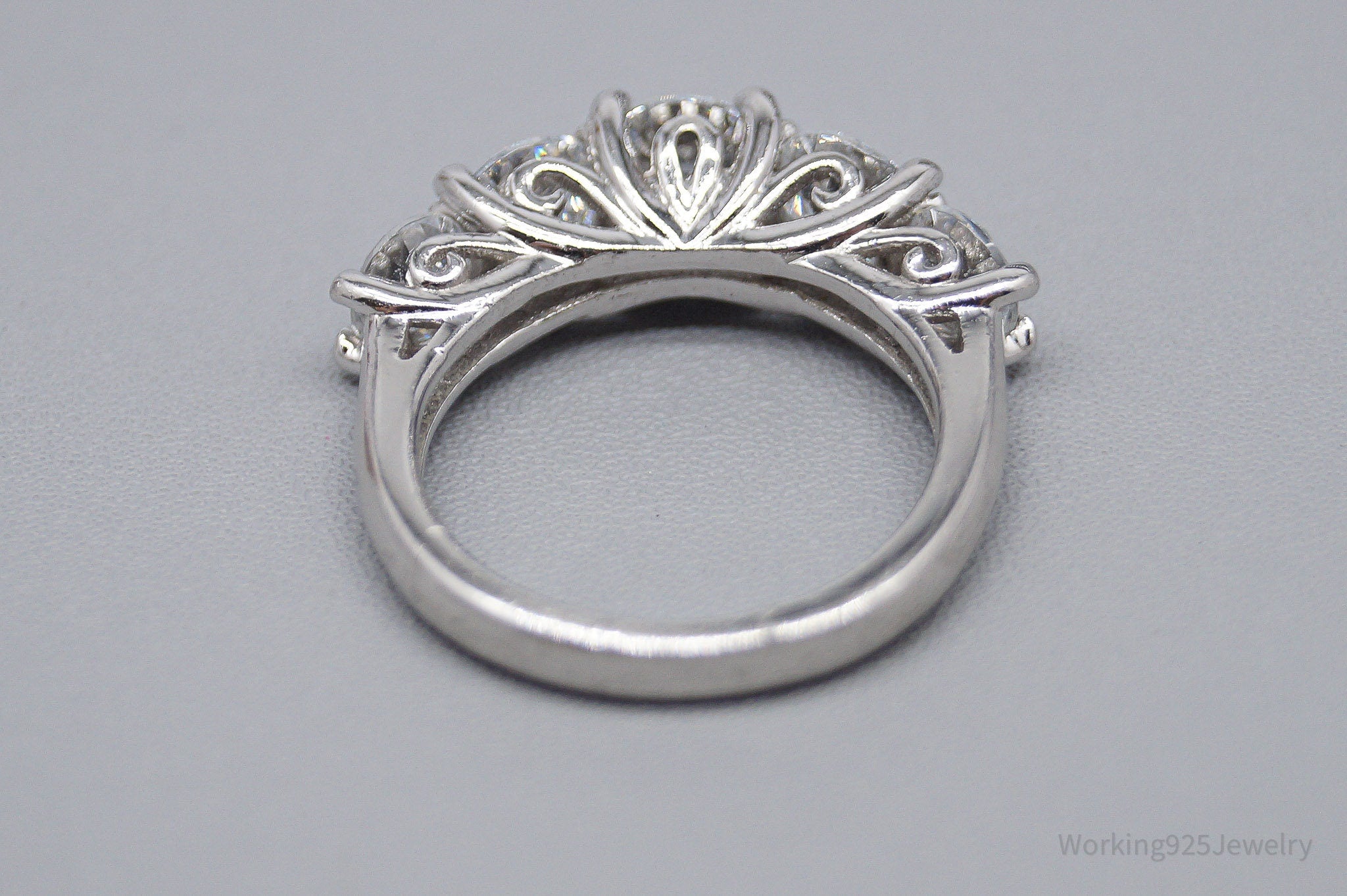 Vintage Cubic Zirconia Platinum Clad Sterling Silver Ring - Size 4.25