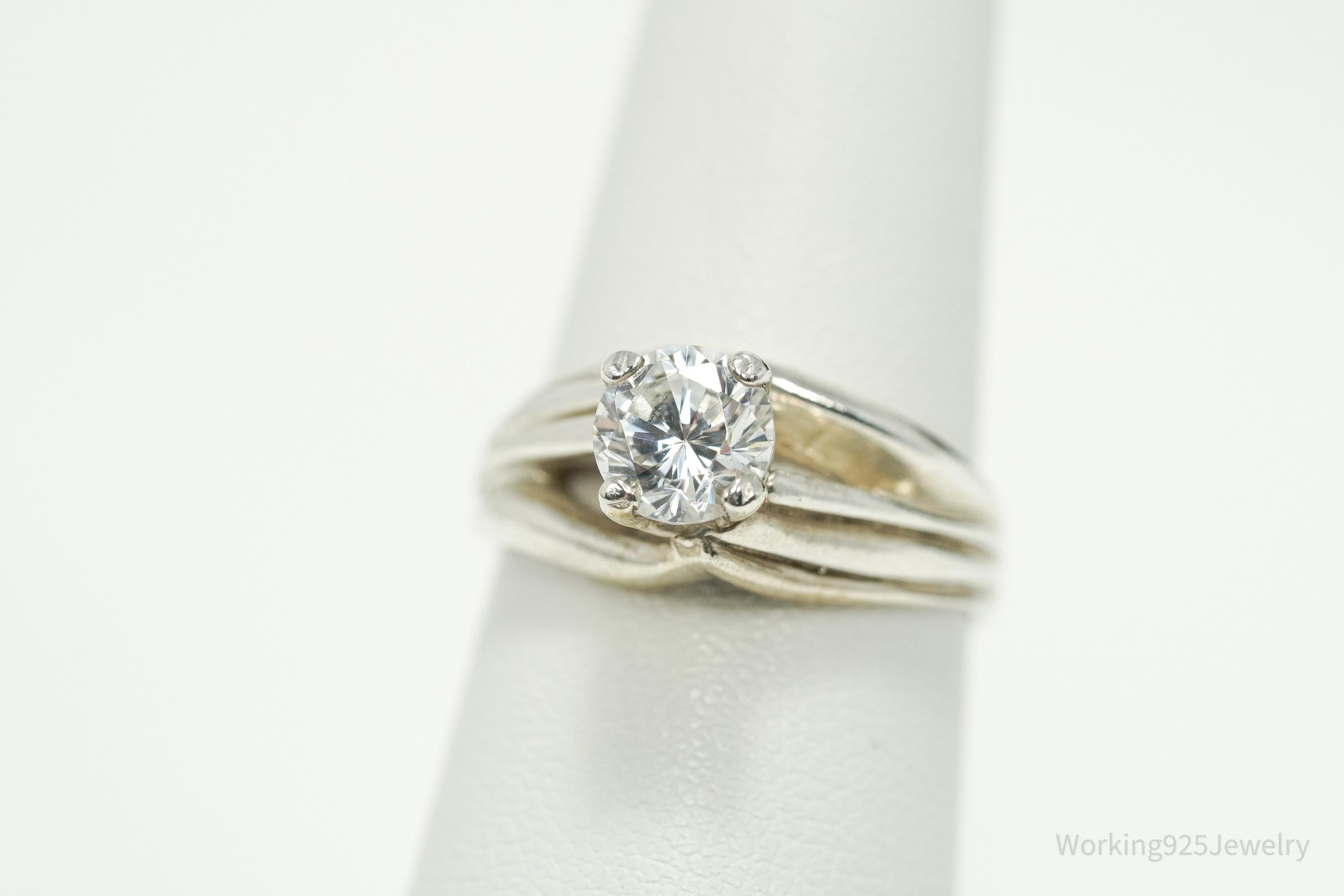 Vintage Cubic Zirconia Sterling Silver Ring - Size 7