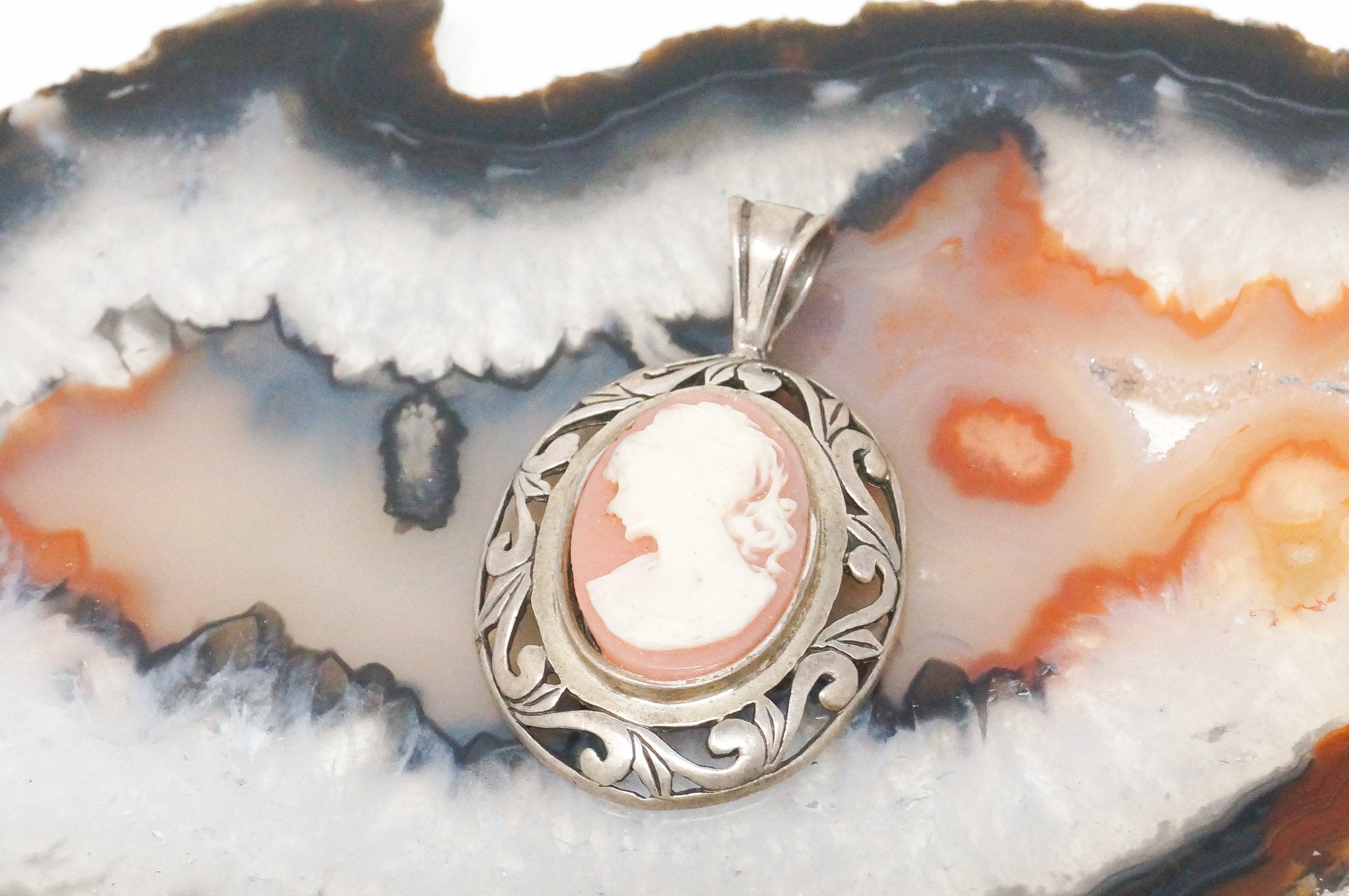 Vtg Designer Jolaine Carved Cameo Shell Woman Sterling Silver Necklace Pendant