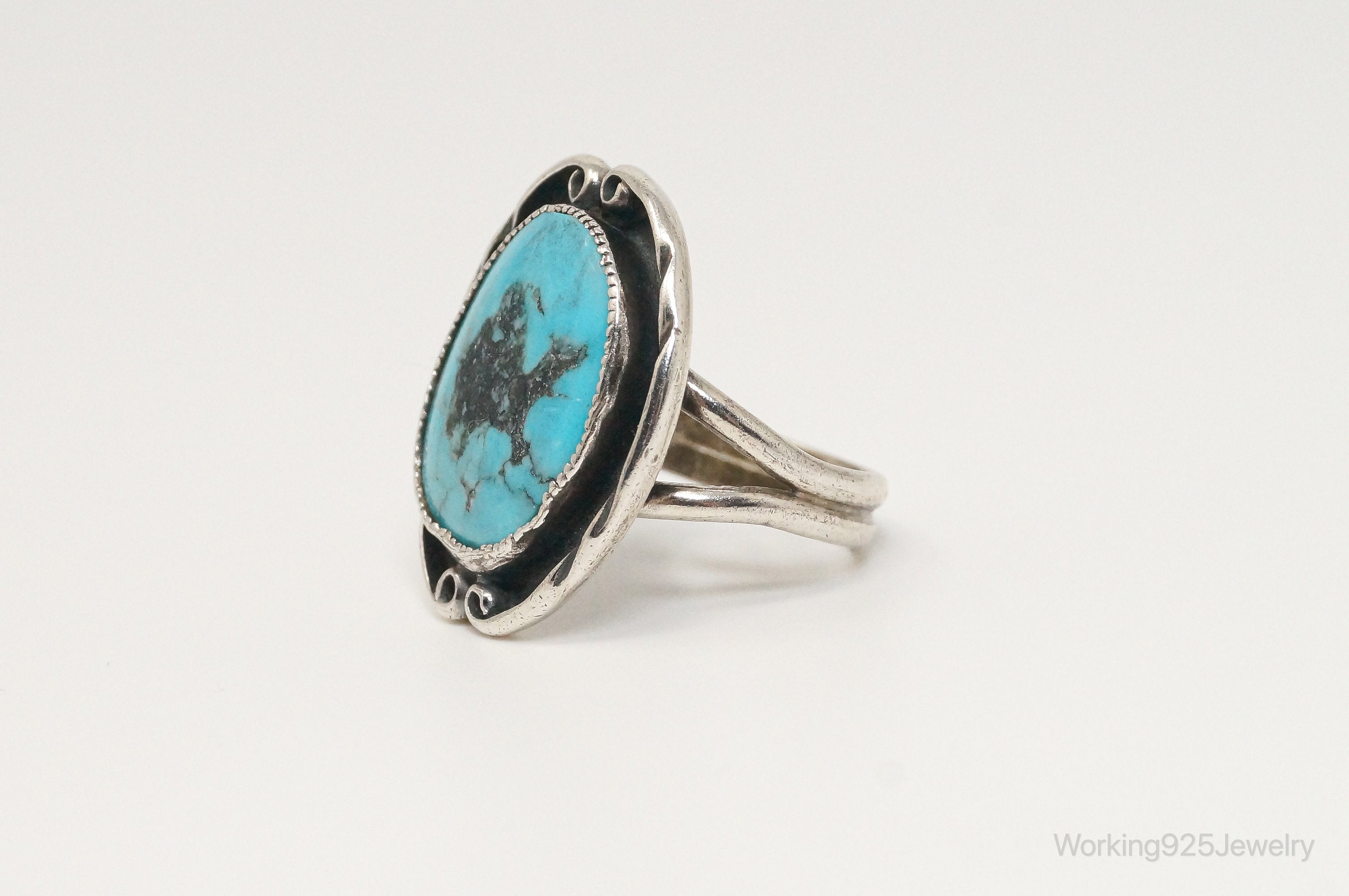 Vintage Native American Turquoise Unsigned Sterling Silver Ring - Sz 6.25