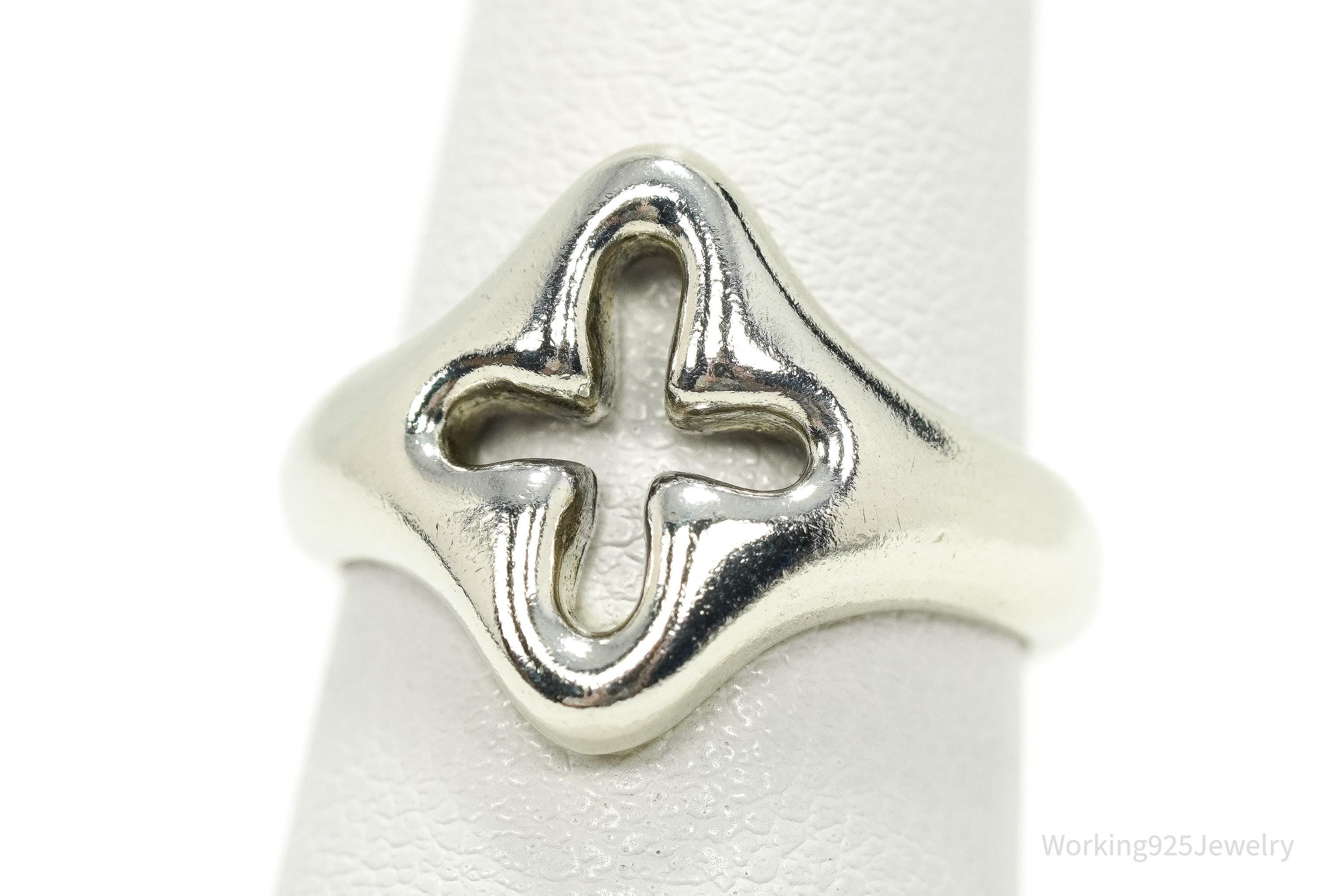 Vintage Silver Cross Cut Out Band Ring - Size 5