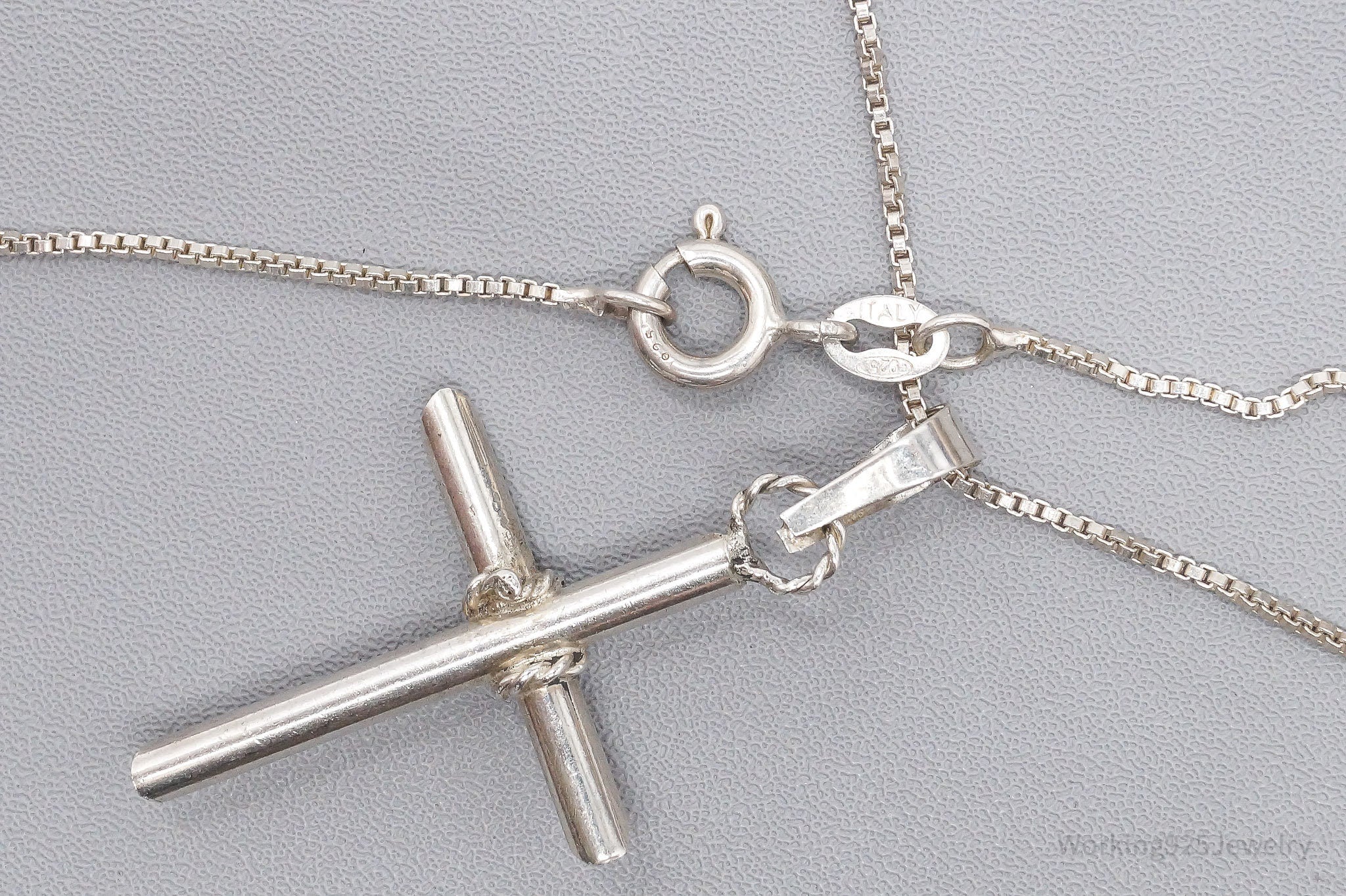 Vintage Cross Sterling Silver Necklace 16"