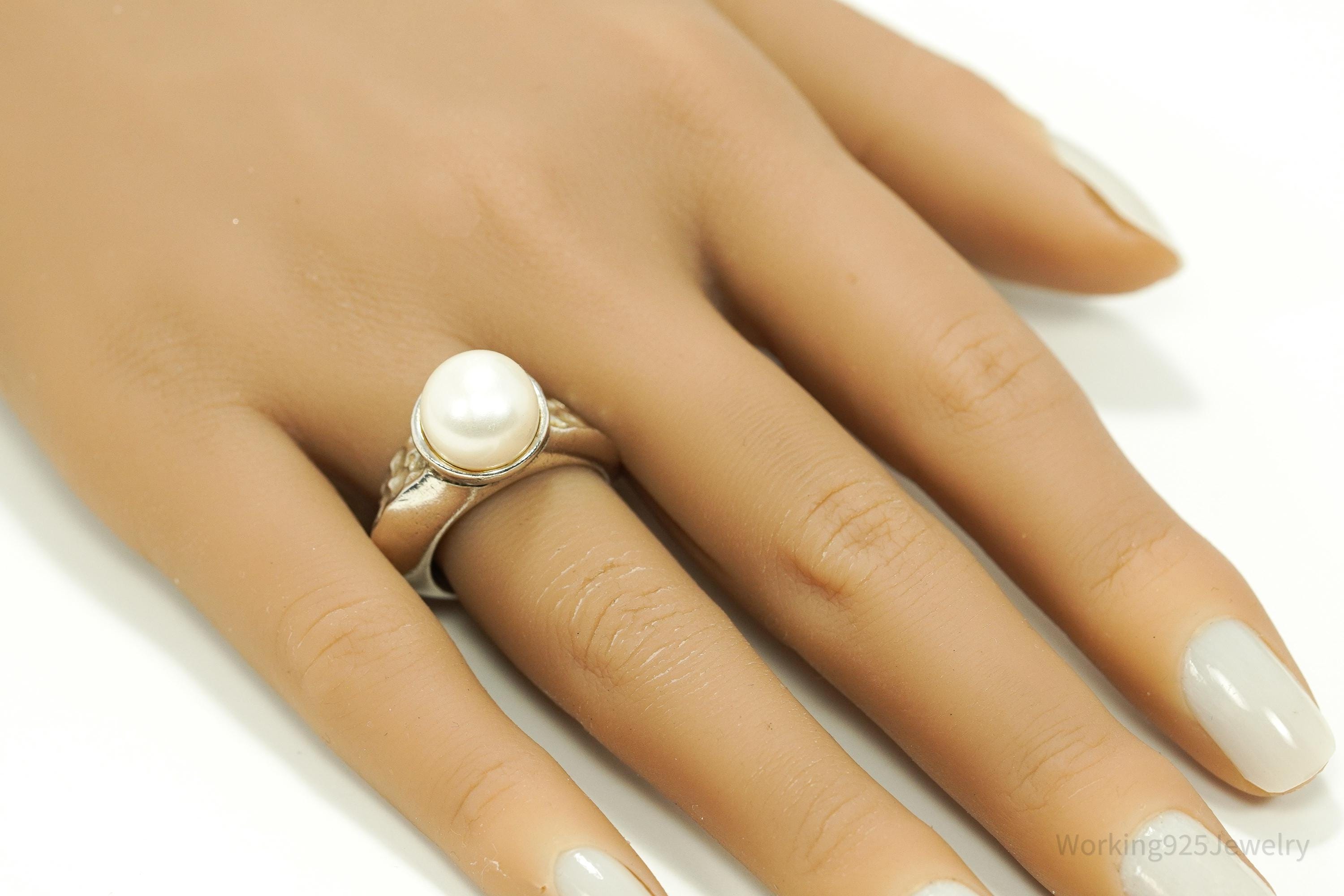 Vintage Pearl Modernist Style Sterling Silver Ring - Size 7.25