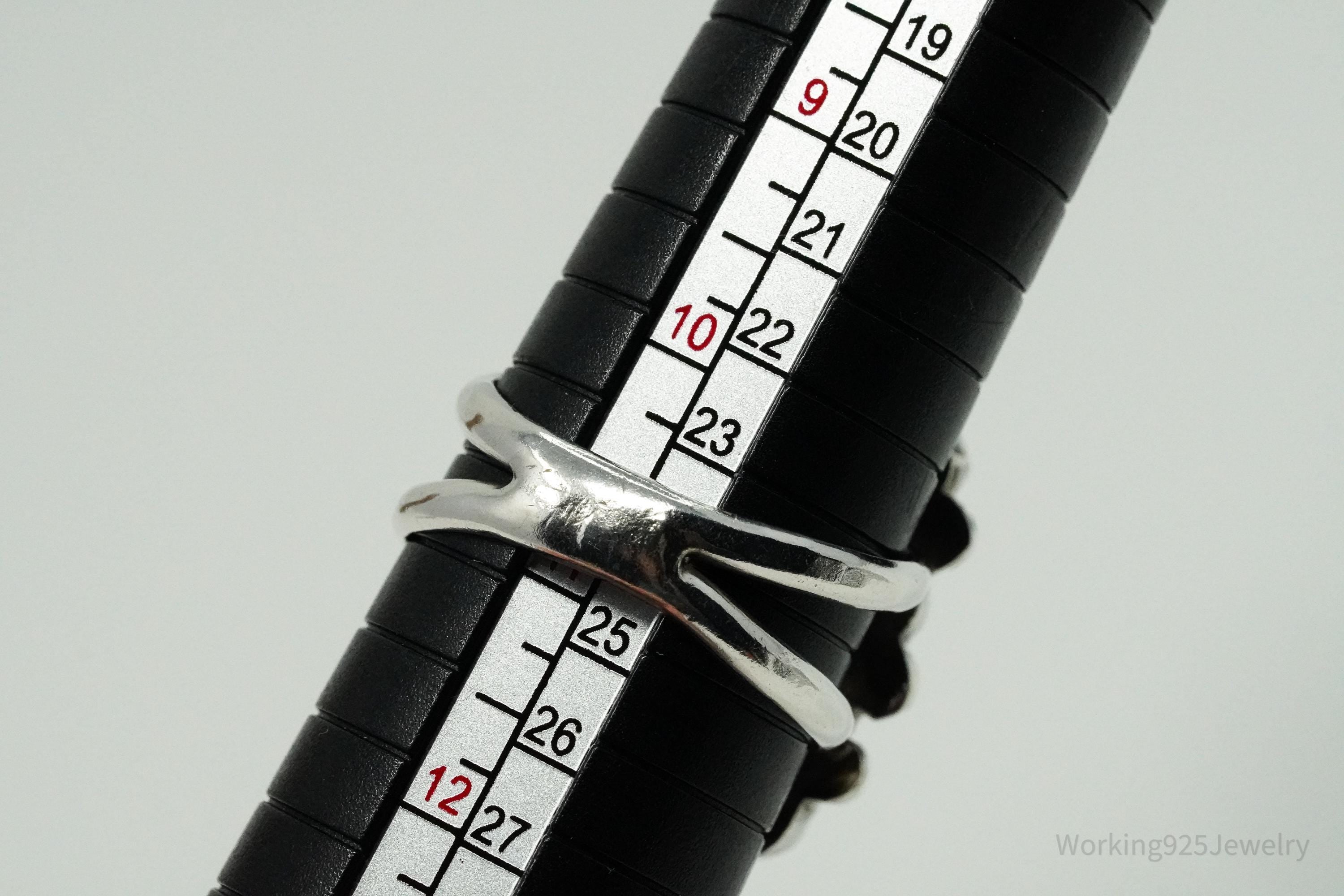 Vintage Handmade Native American Turquoise Inlay Unsigned Silver Ring - Size 10.75