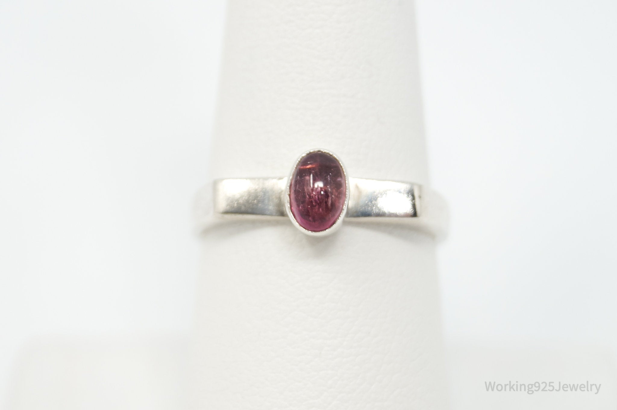 Vintage Modernist Style Garnet Sterling Silver Ring - Size 8