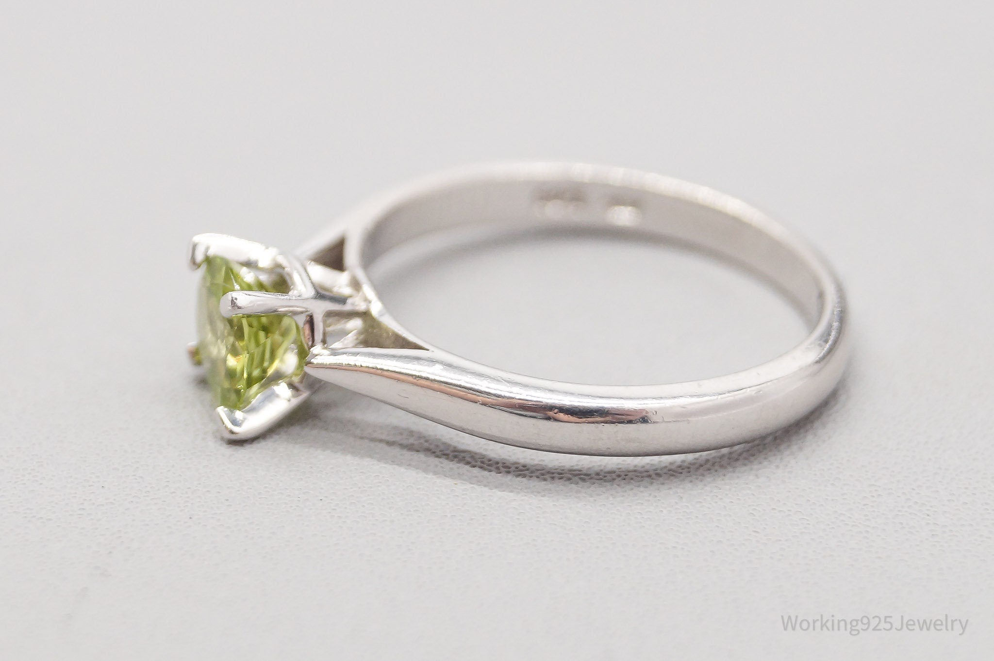Vintage Peridot Sterling Silver Ring - Size 6.75