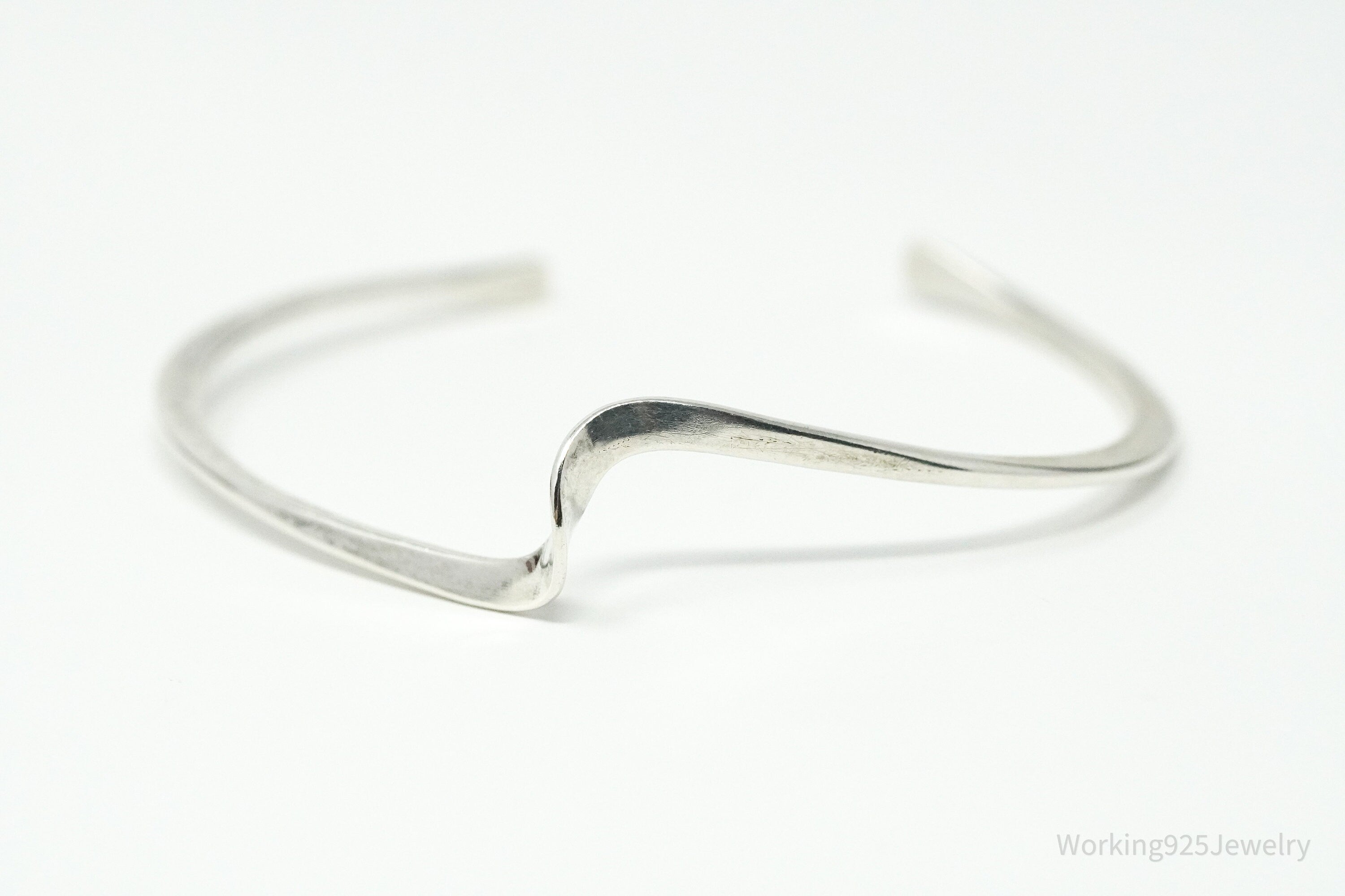 Vintage Designer Peter James Wave Modernist Sterling Silver Cuff Bracelet - 6.25"