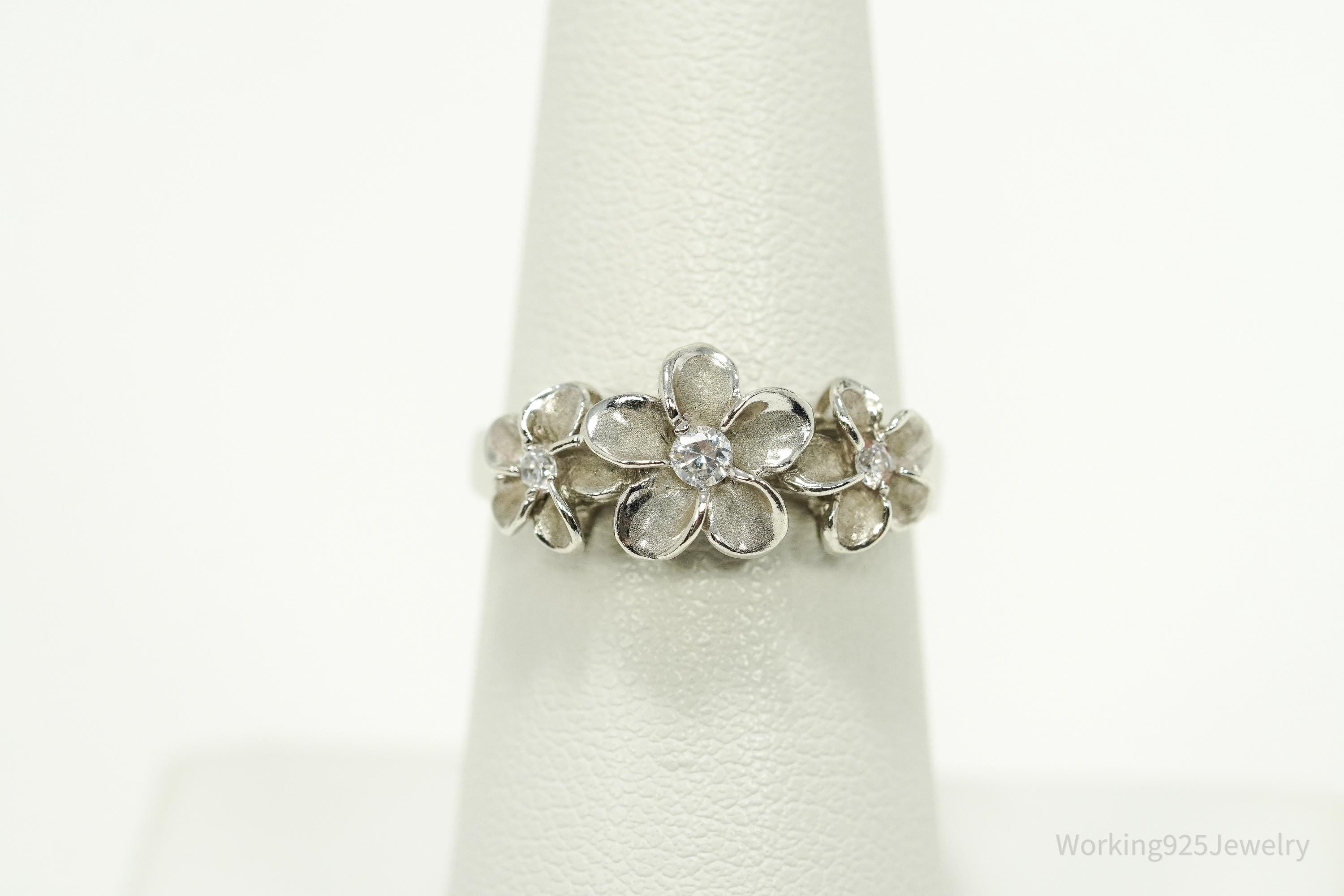 Vintage Cubic Zirconia Flowers Sterling Silver Ring - Size 6.75