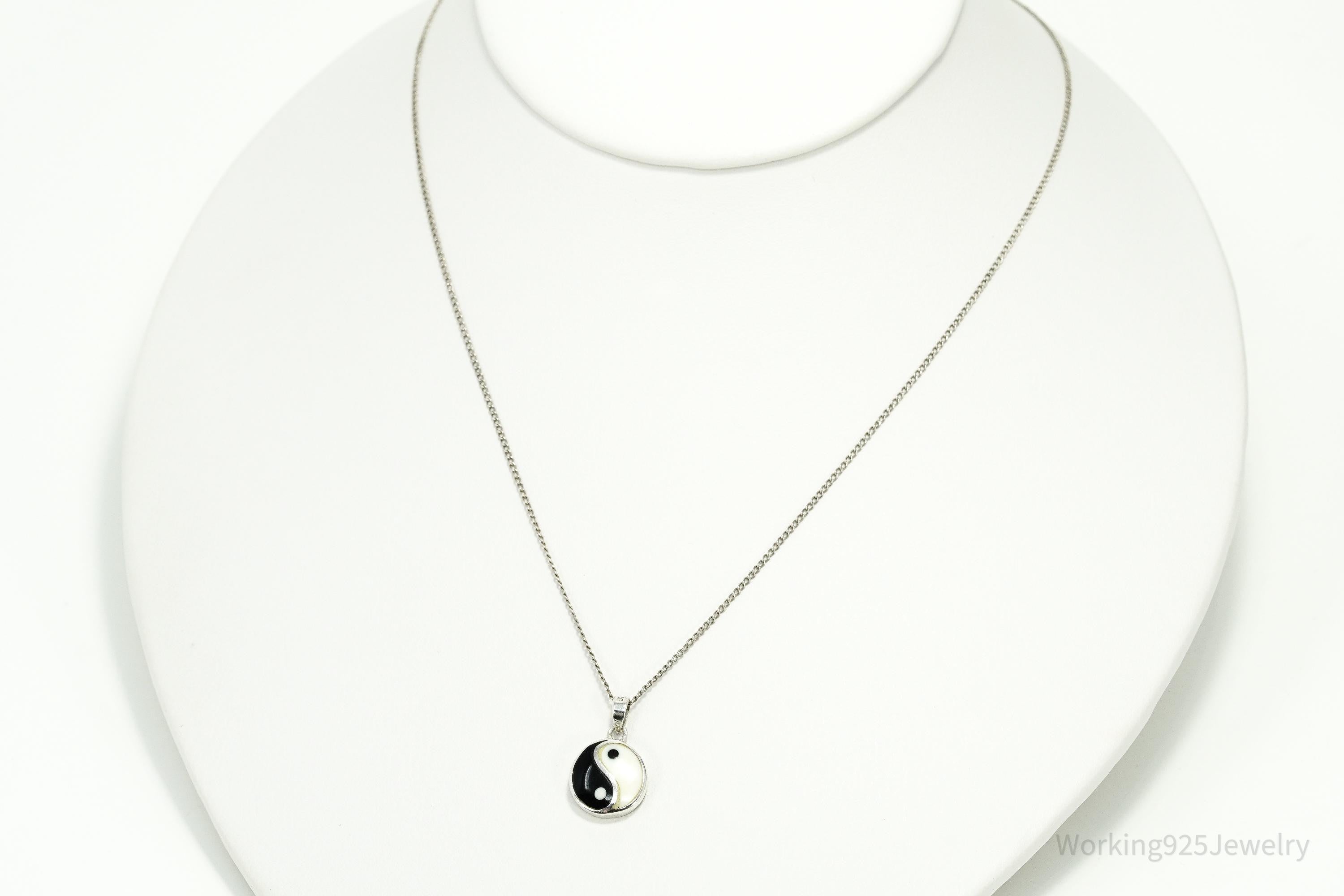 Vintage Black & White Onyx Inlay Yin Yang Sterling Silver Necklace 16"
