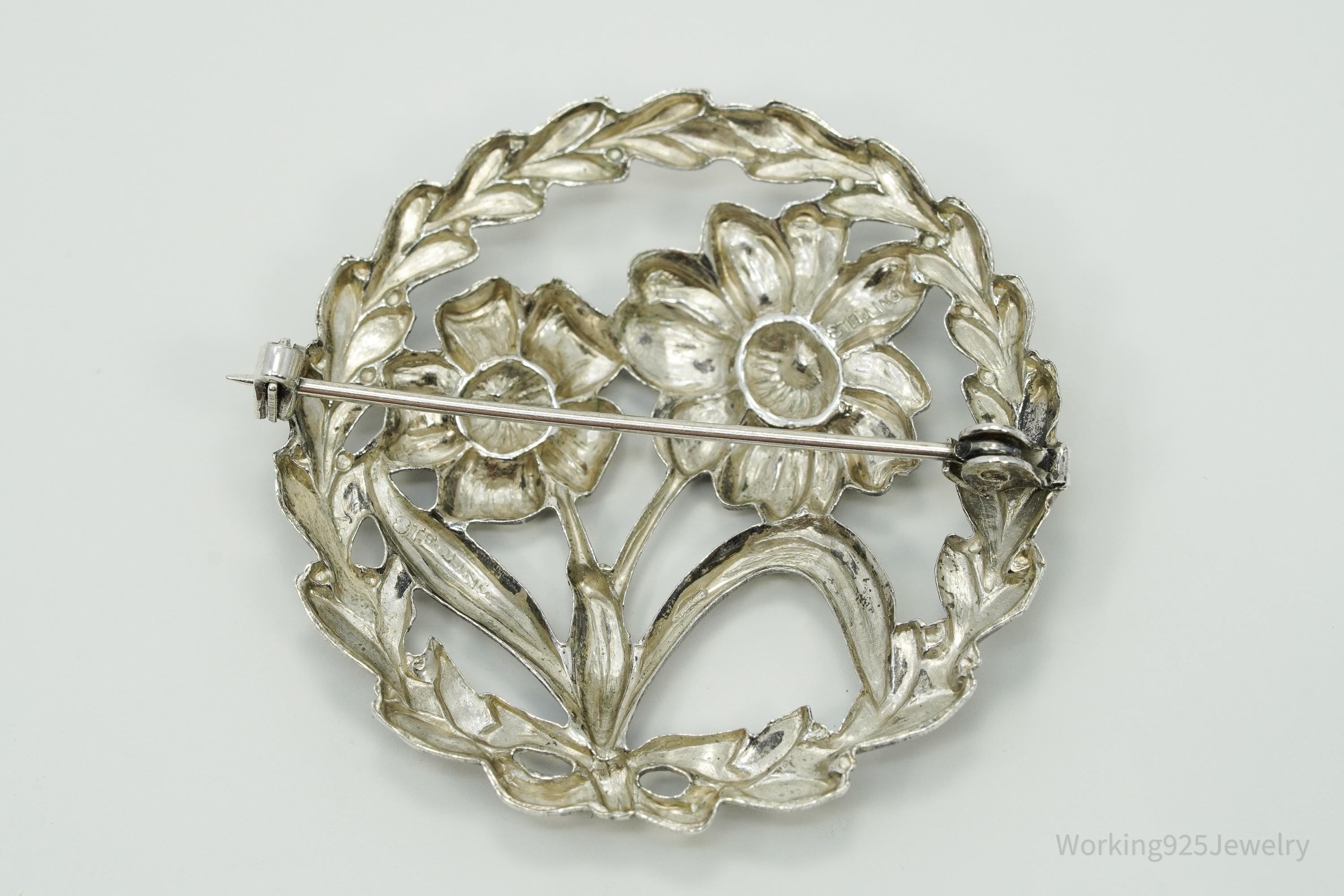 Antique Floral Wreath Sterling Silver Brooch Pin