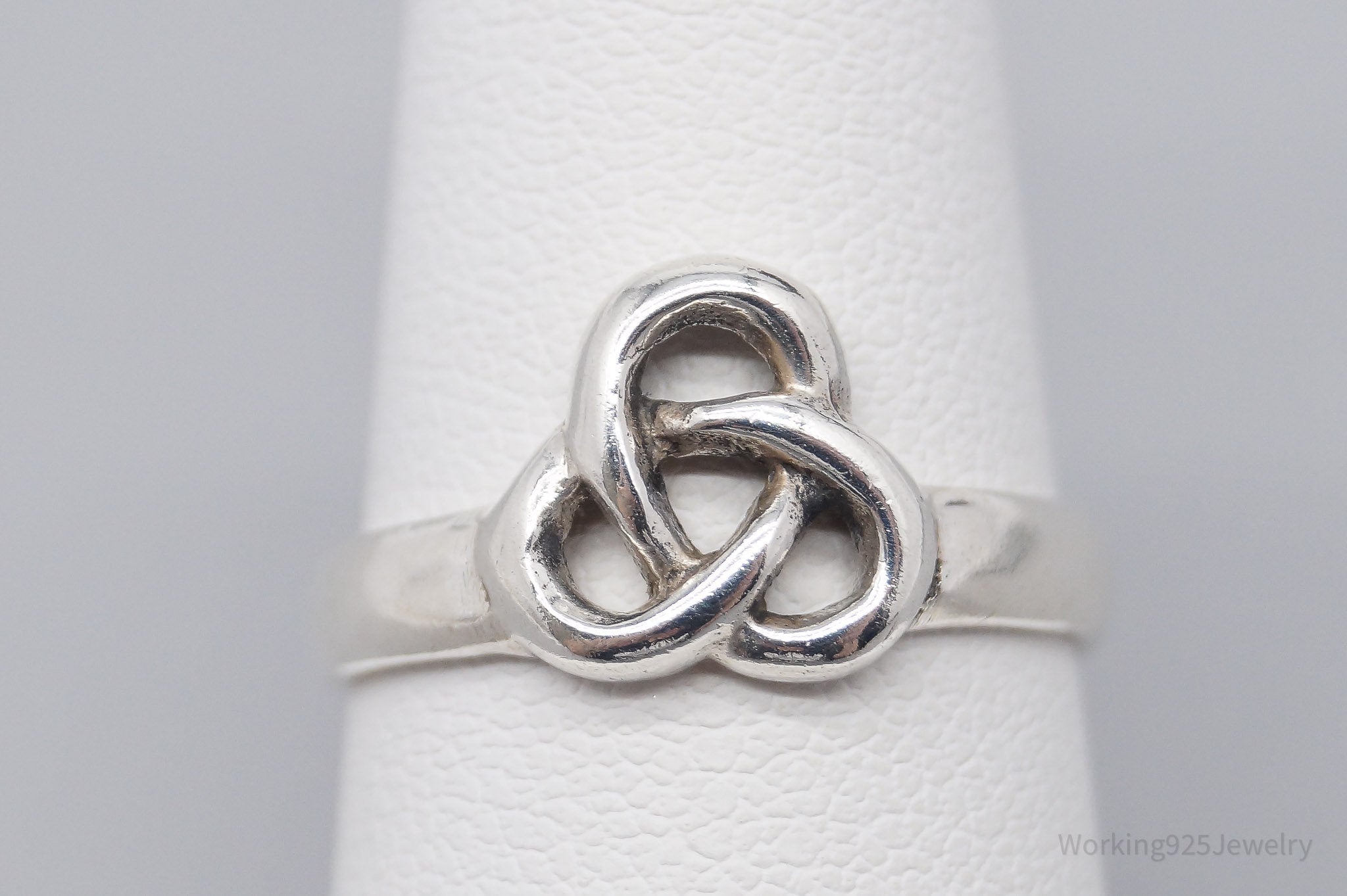 Vintage Celtic Knot Sterling Silver Ring - Size 6.5